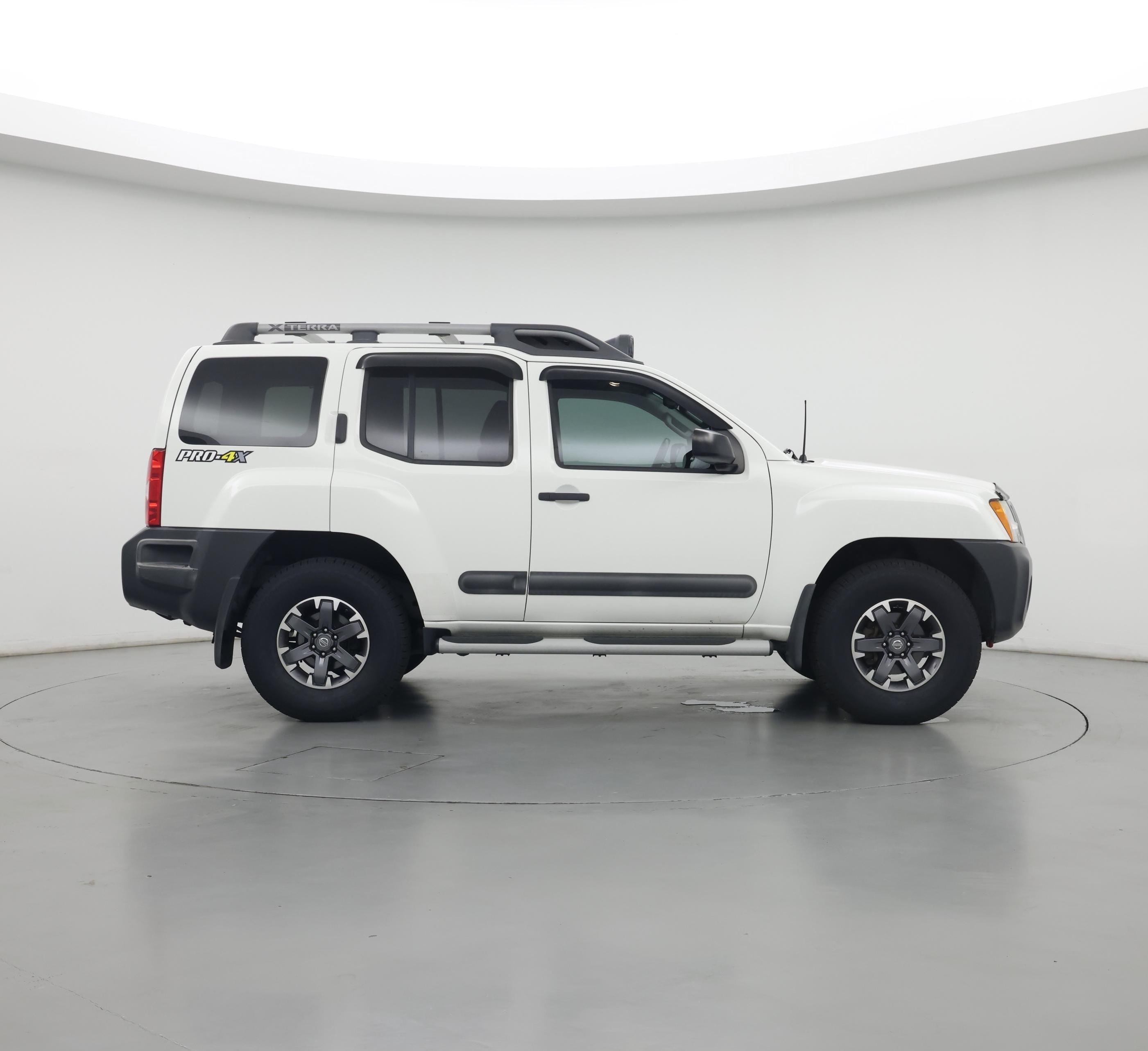 Thumbnail: 2015 Nissan Xterra - 7
