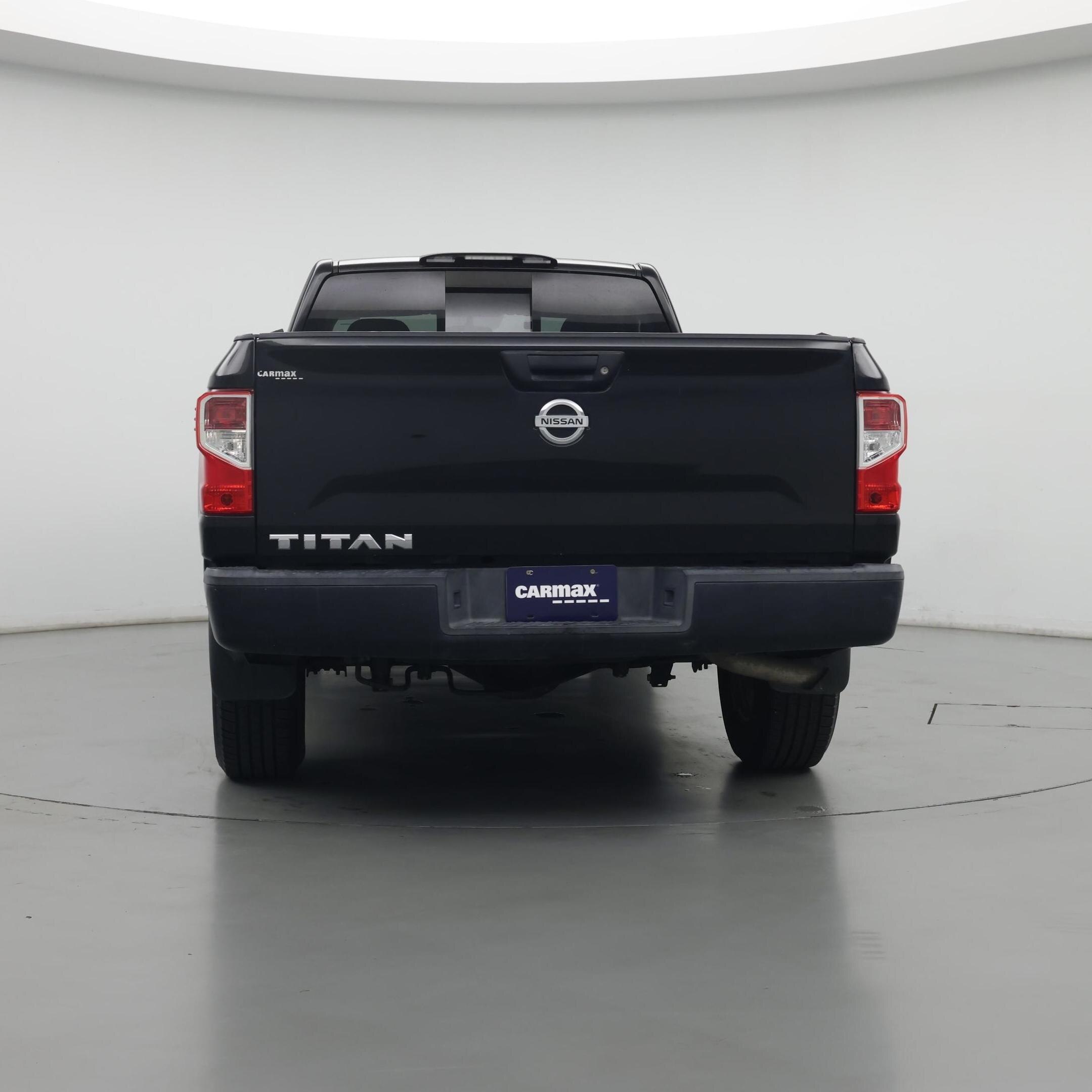 Thumbnail: 2017 Nissan Titan - 6