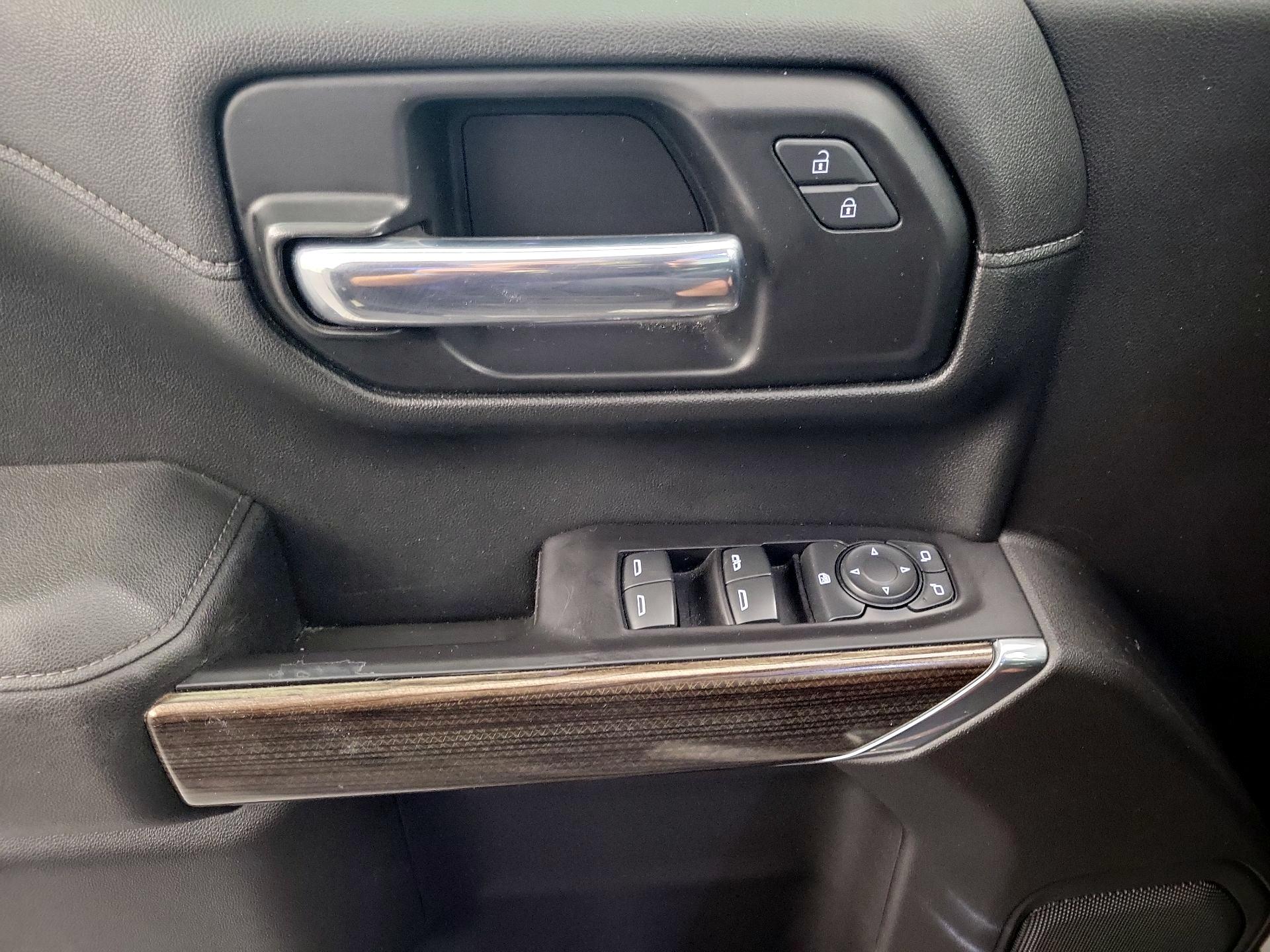 Thumbnail: 2021 Chevrolet Silverado 1500 - 12
