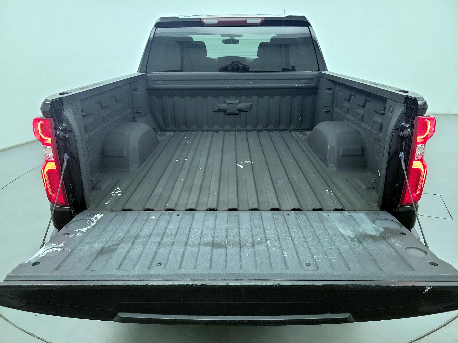 Thumbnail: 2021 Chevrolet Silverado 1500 - 20