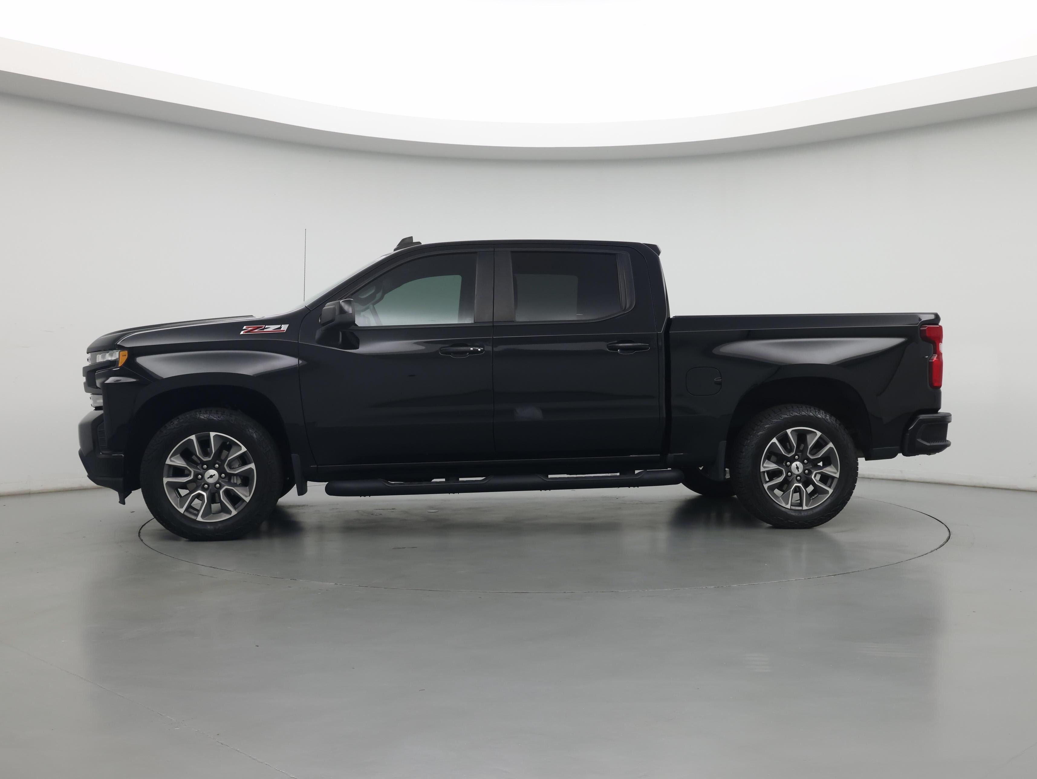 Thumbnail: 2021 Chevrolet Silverado 1500 - 3