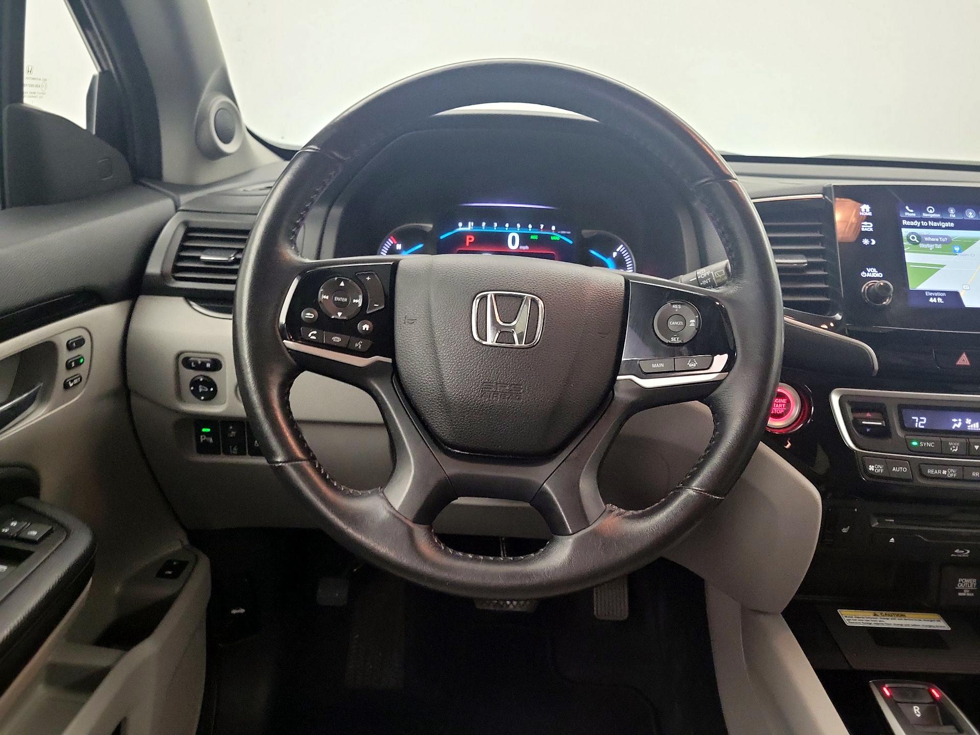 Thumbnail: 2019 Honda Pilot - 10