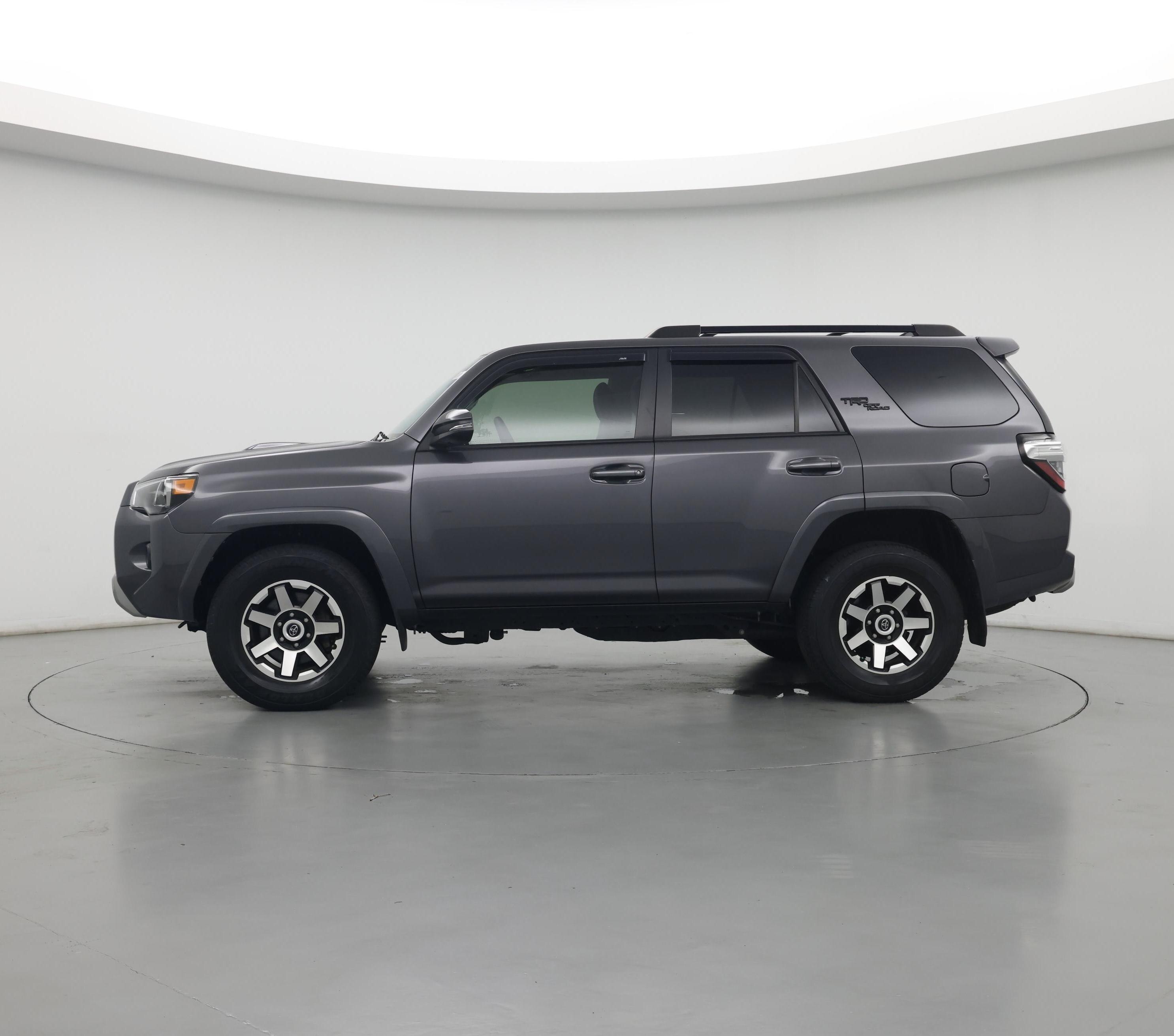 Thumbnail: 2021 Toyota 4Runner - 3