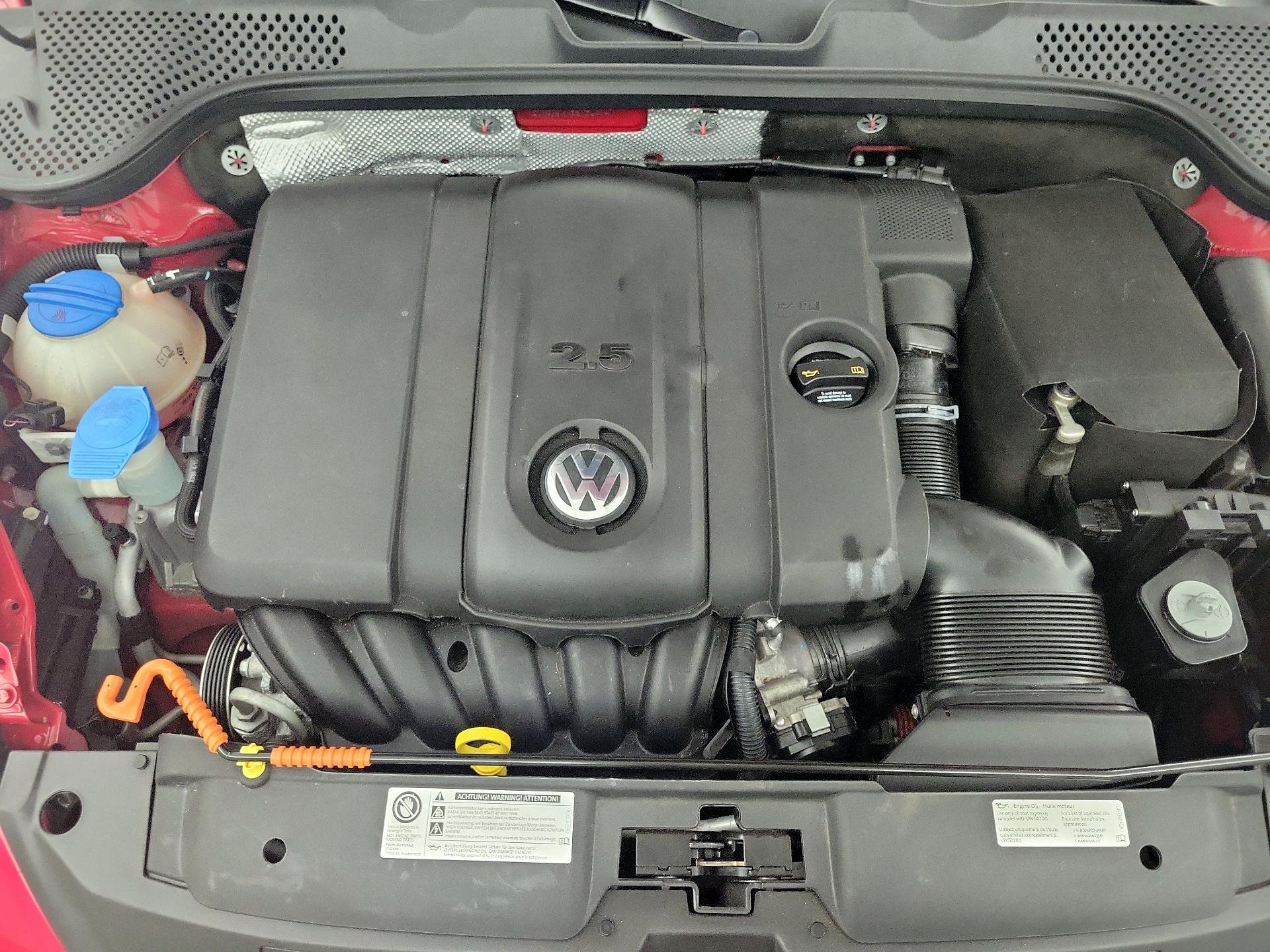 Thumbnail: 2014 Volkswagen Beetle - 18