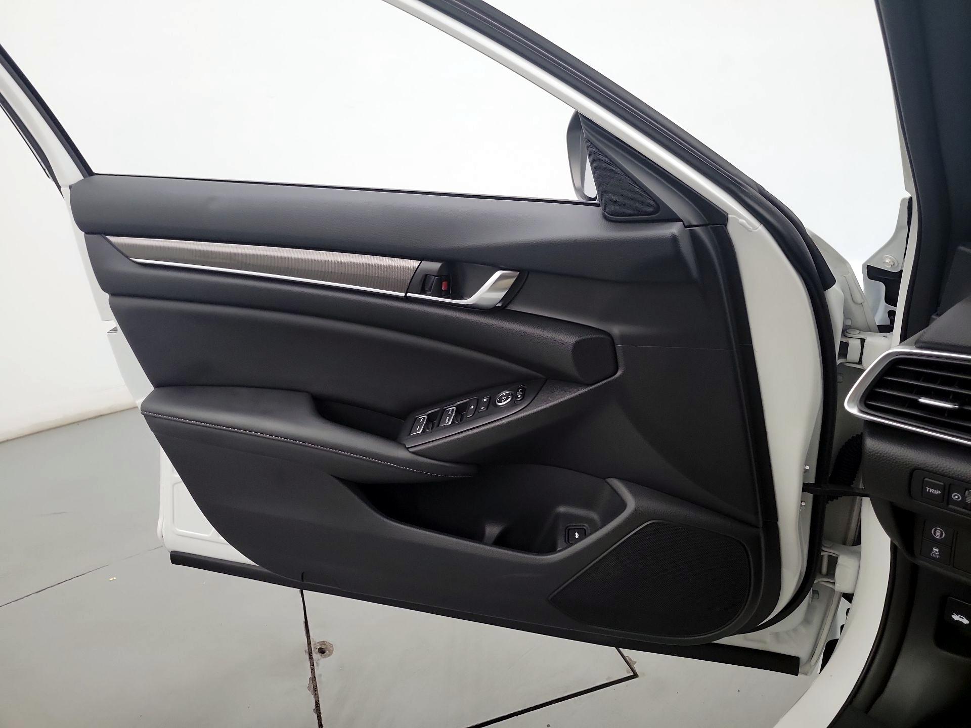 Thumbnail: 2020 Honda Accord - 12