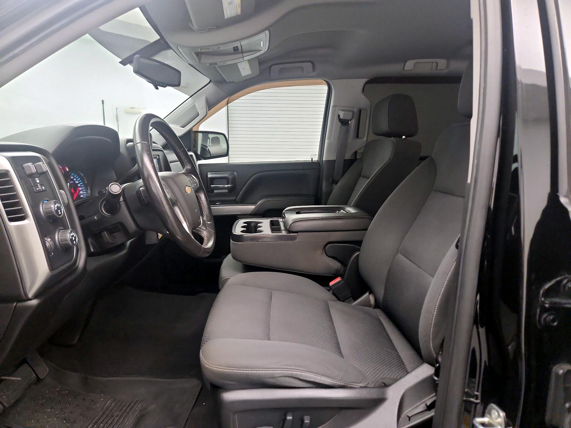 Thumbnail: 2018 Chevrolet Silverado 1500 - 11