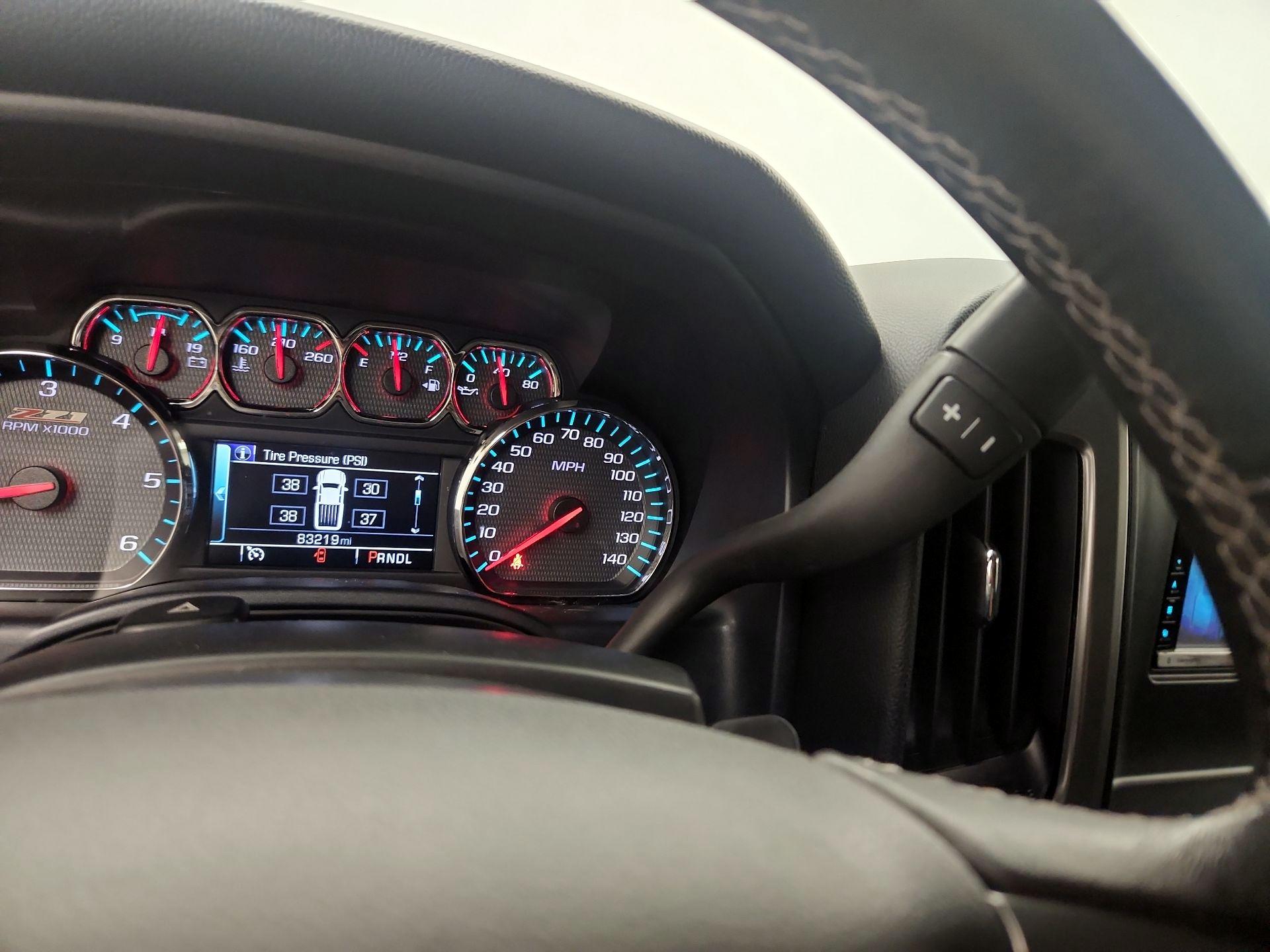 Thumbnail: 2018 Chevrolet Silverado 1500 - 17