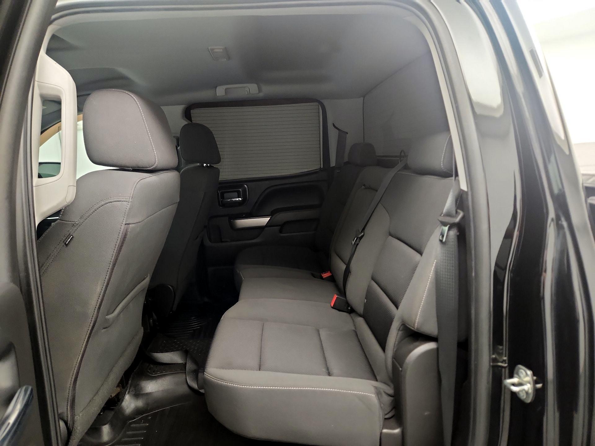 Thumbnail: 2018 Chevrolet Silverado 1500 - 19