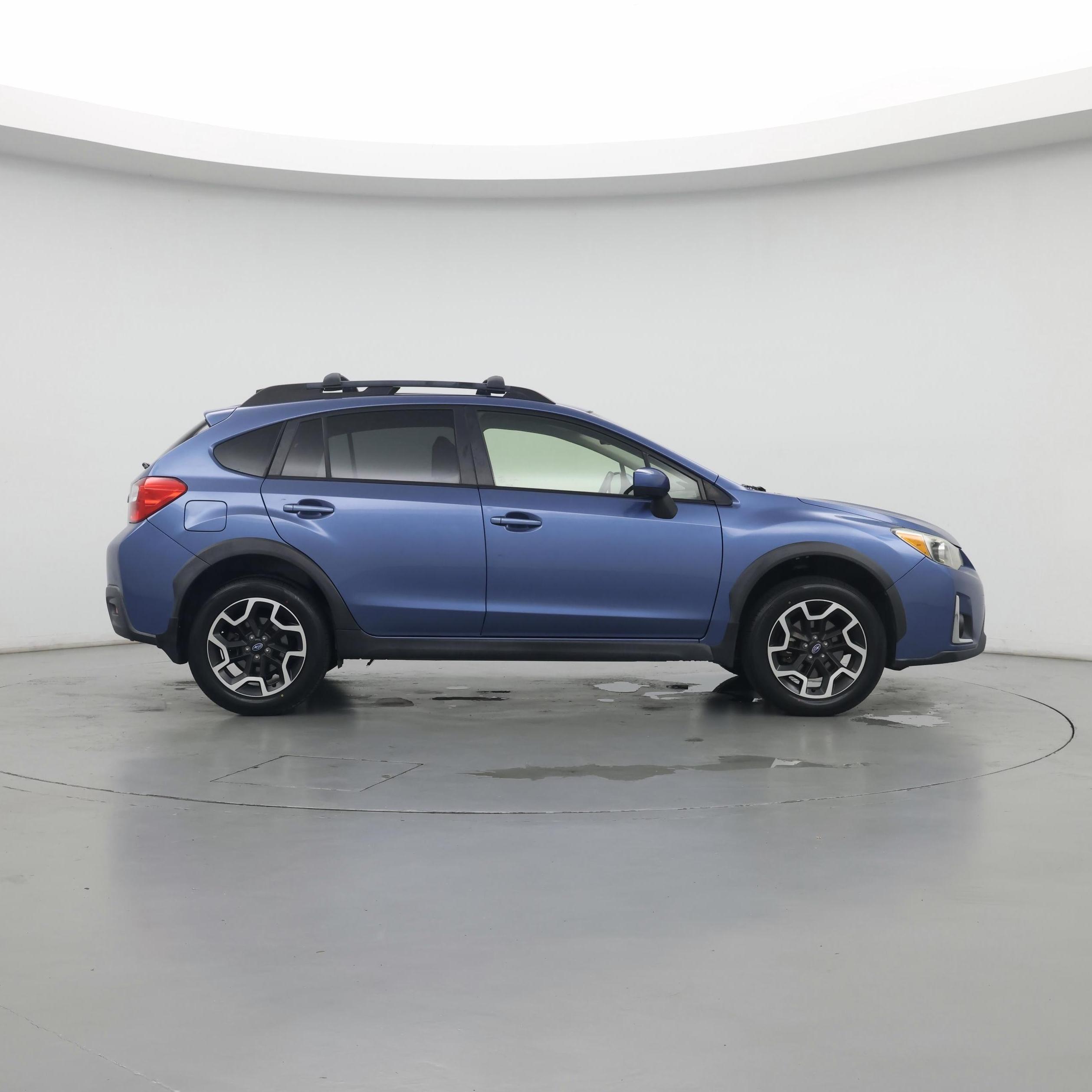 Thumbnail: 2017 Subaru Crosstrek - 7