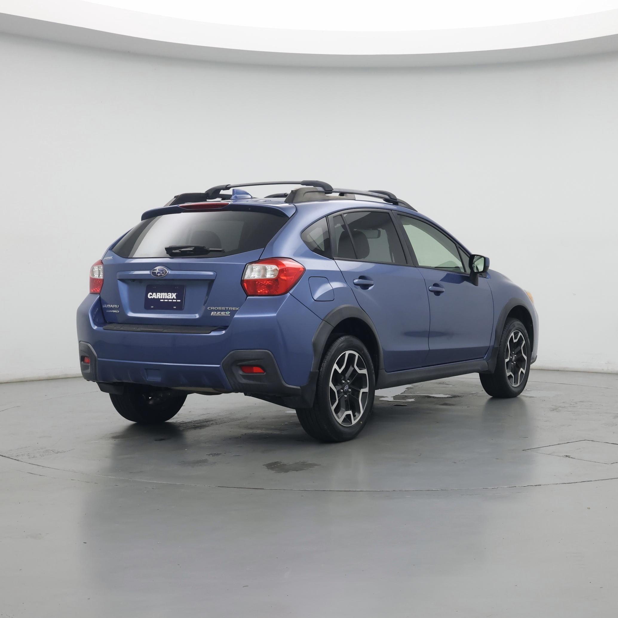 Thumbnail: 2017 Subaru Crosstrek - 8
