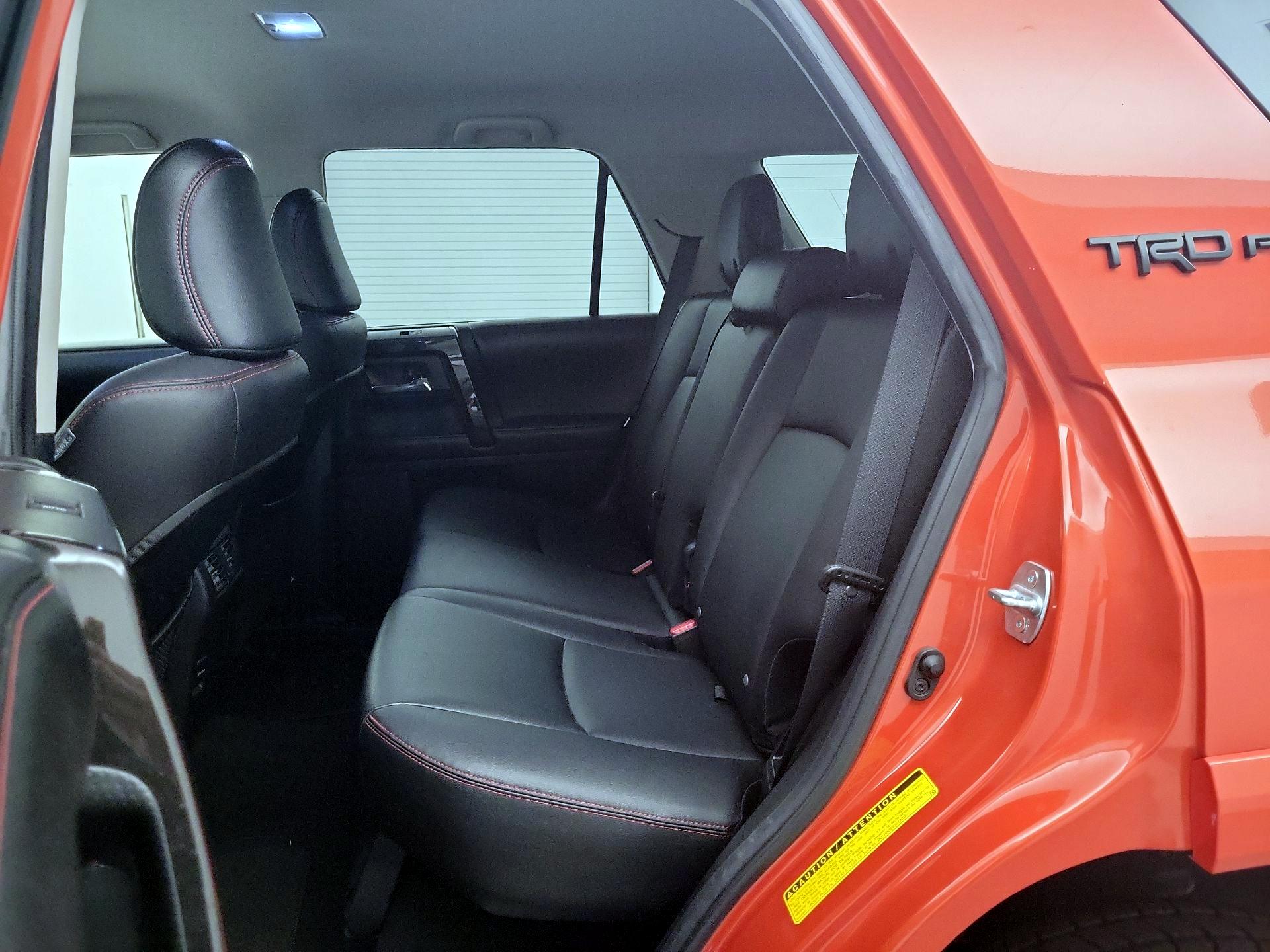 Thumbnail: 2015 Toyota 4Runner - 19
