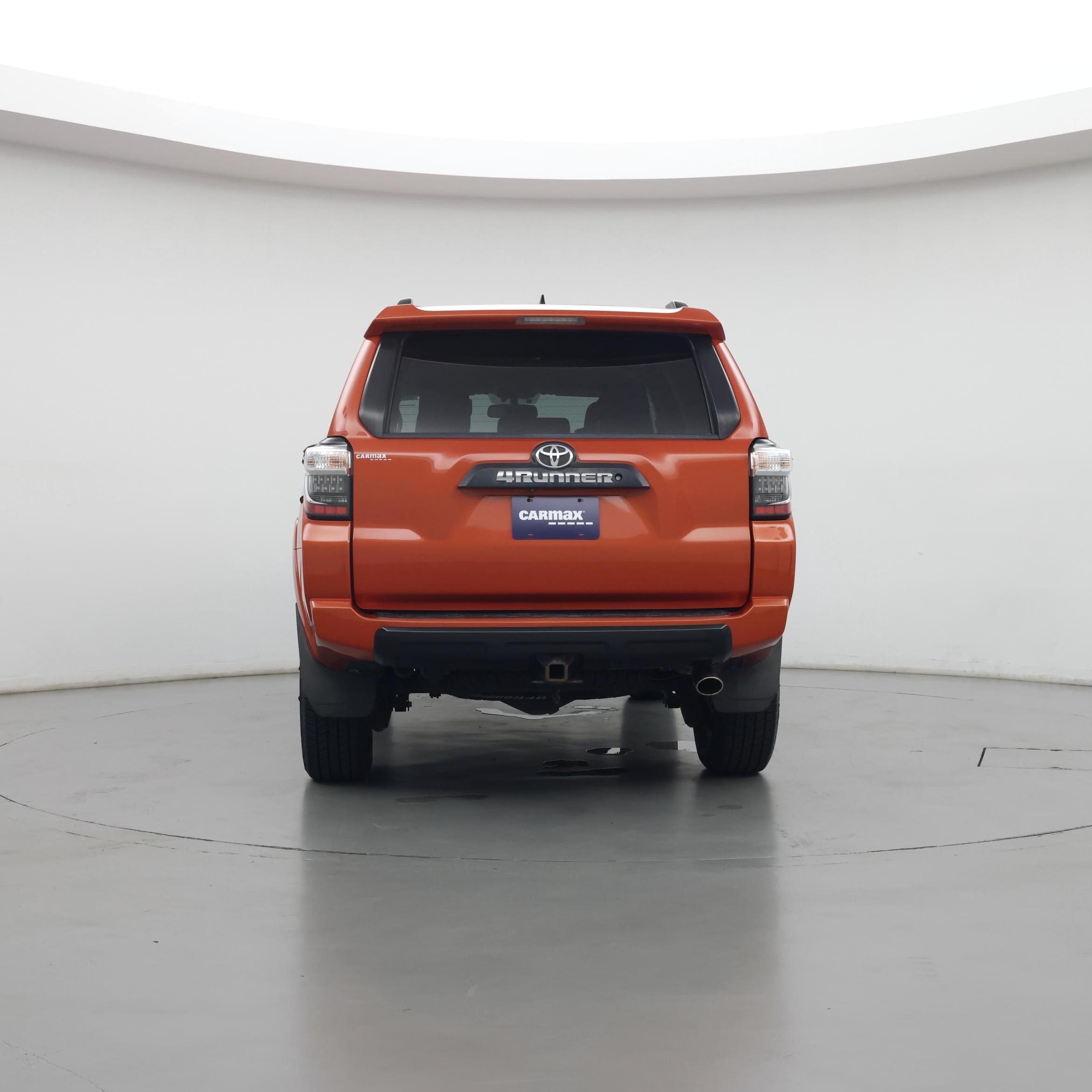 Thumbnail: 2015 Toyota 4Runner - 6