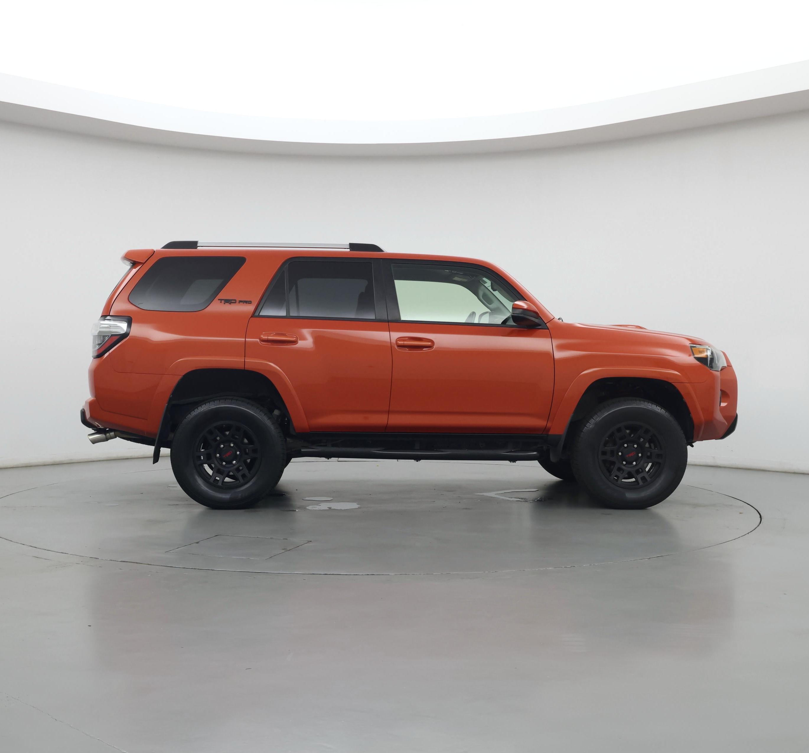 Thumbnail: 2015 Toyota 4Runner - 7