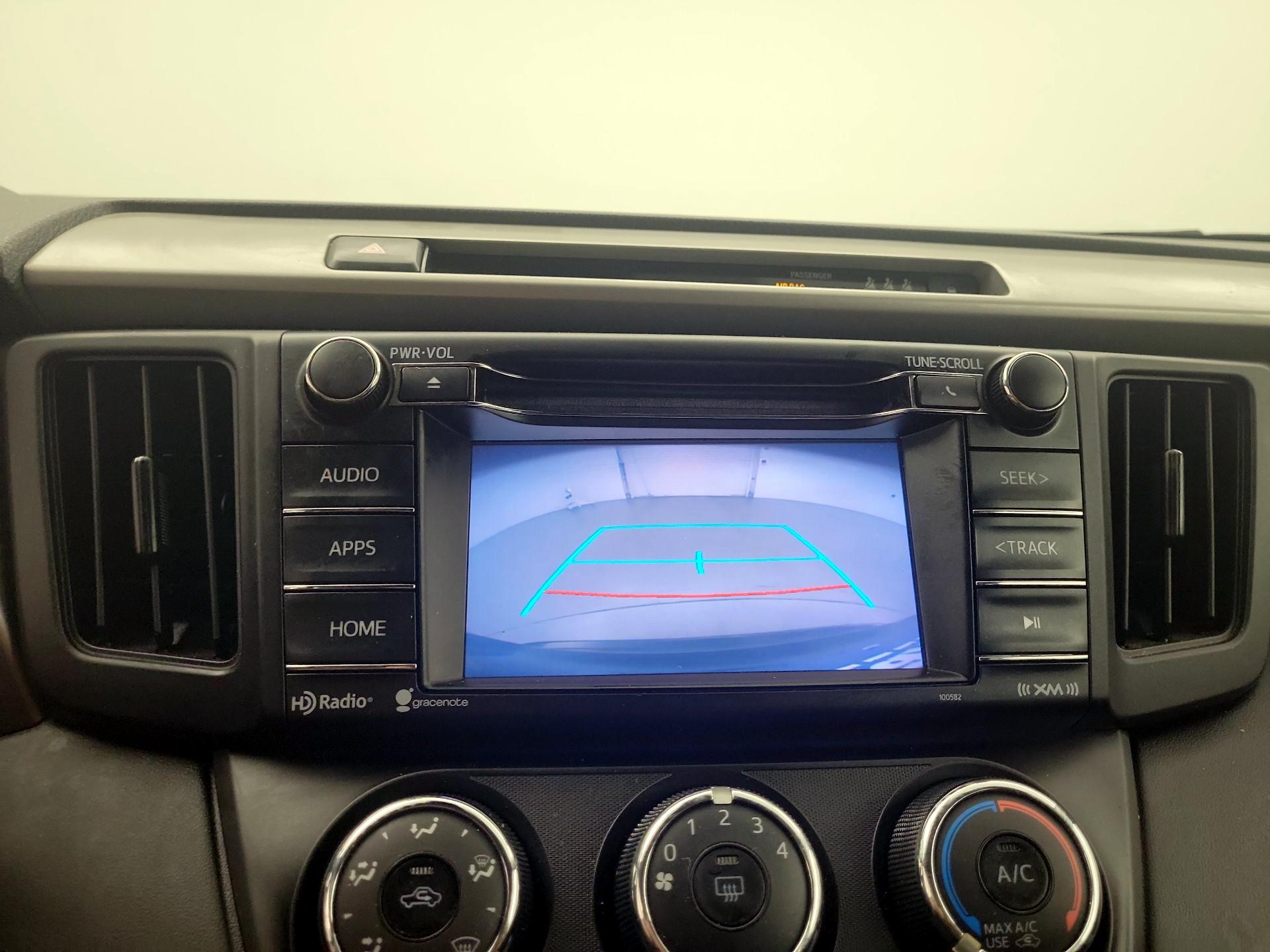 Thumbnail: 2018 Toyota RAV4 - 14