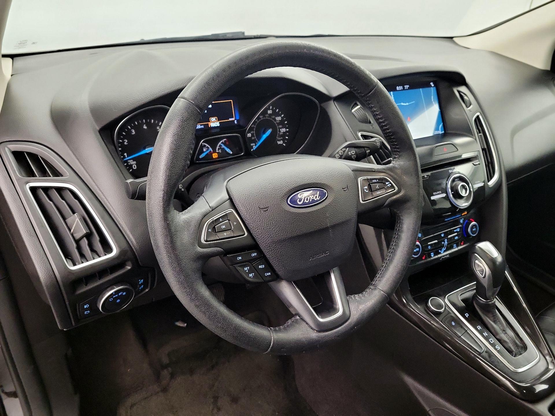 Thumbnail: 2018 Ford Focus - 9