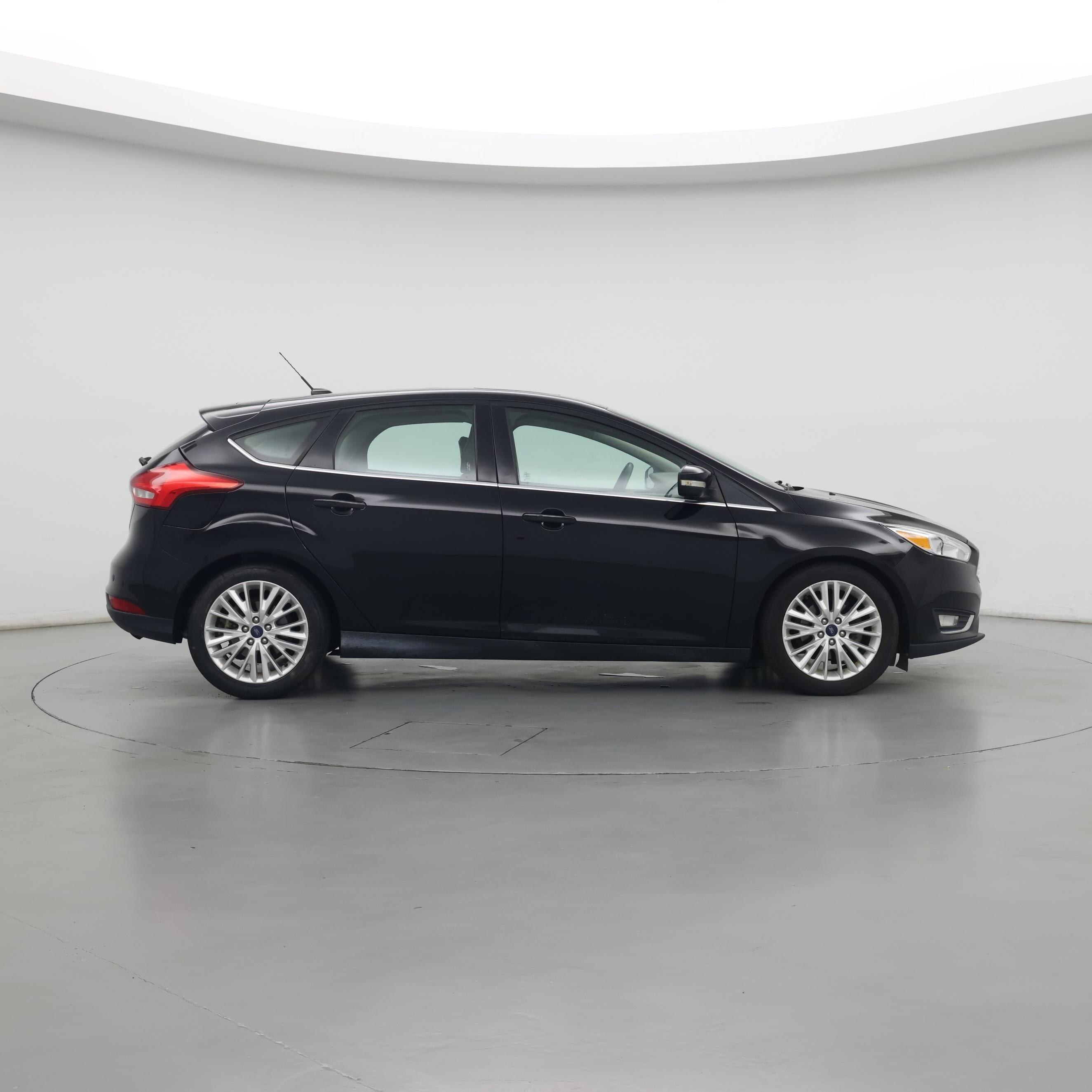 Thumbnail: 2018 Ford Focus - 7