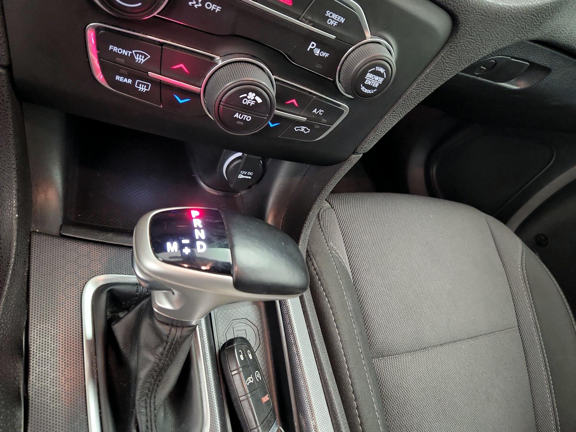 Thumbnail: 2018 Dodge Charger - 17