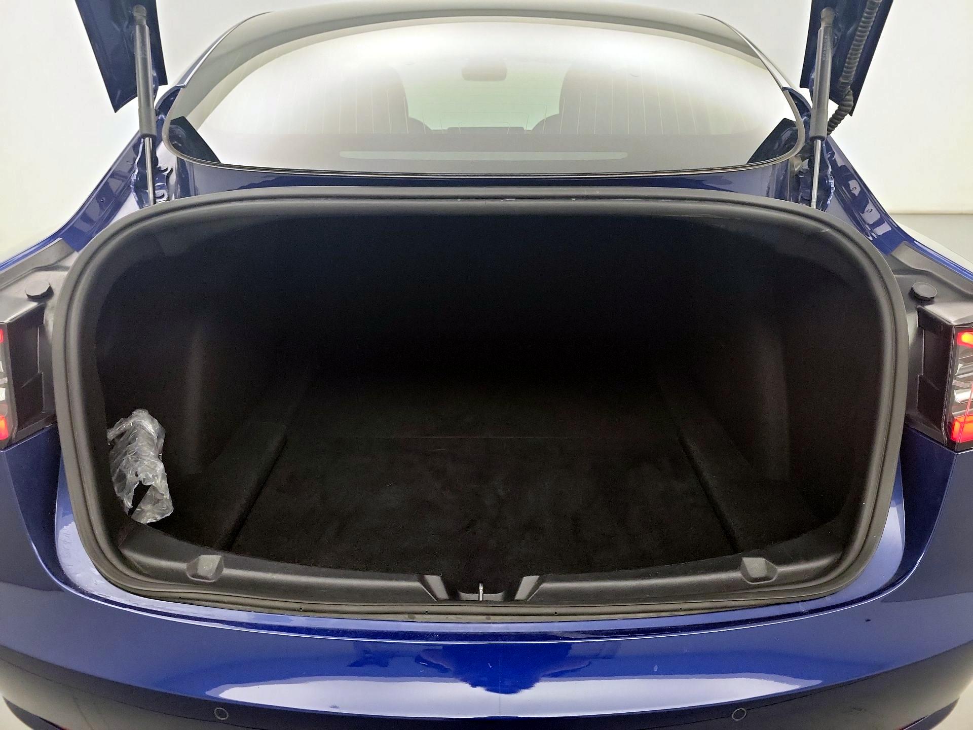 Thumbnail: 2020 Tesla Model 3 - 18