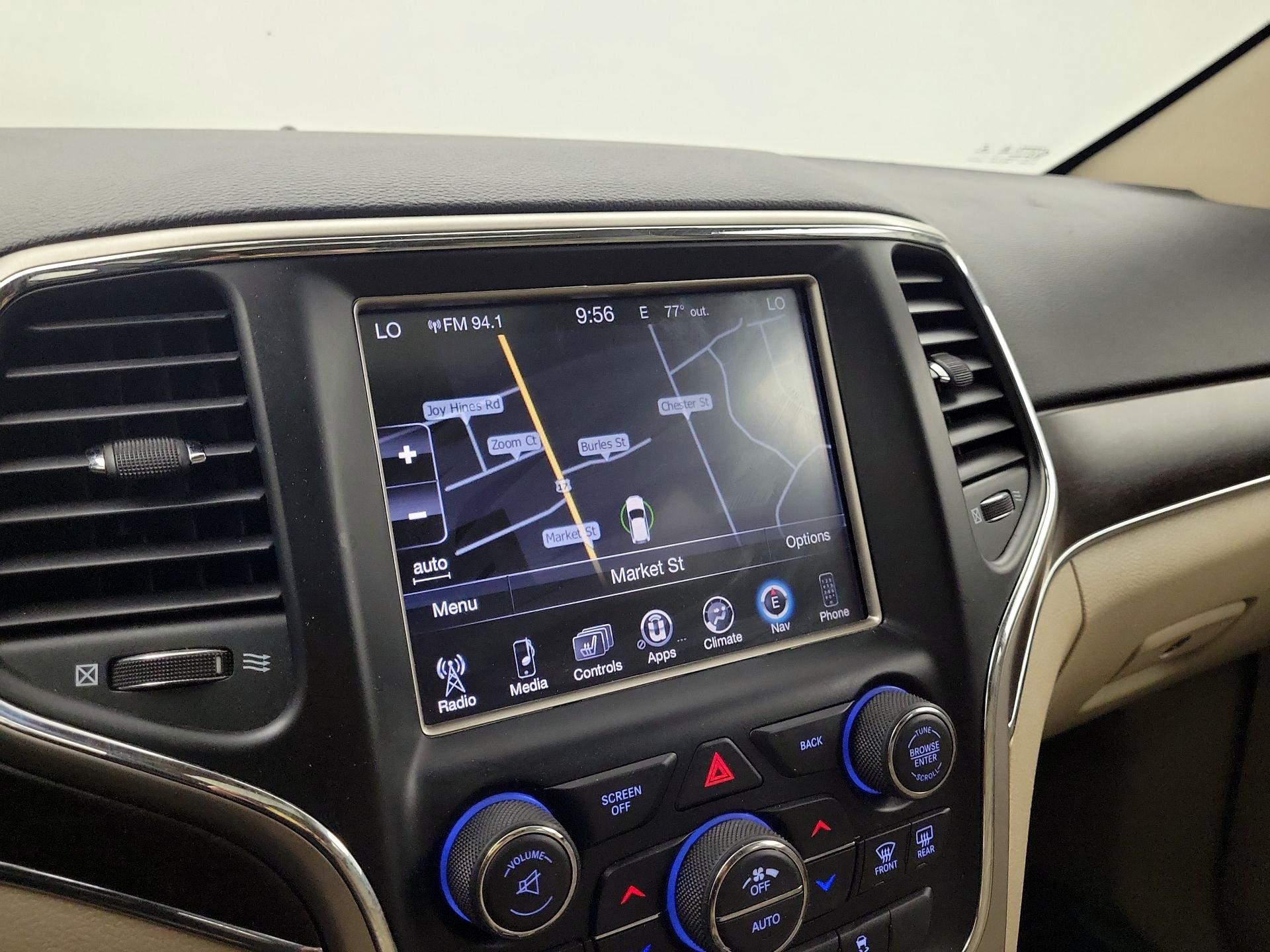 Thumbnail: 2017 Jeep Grand Cherokee - 14