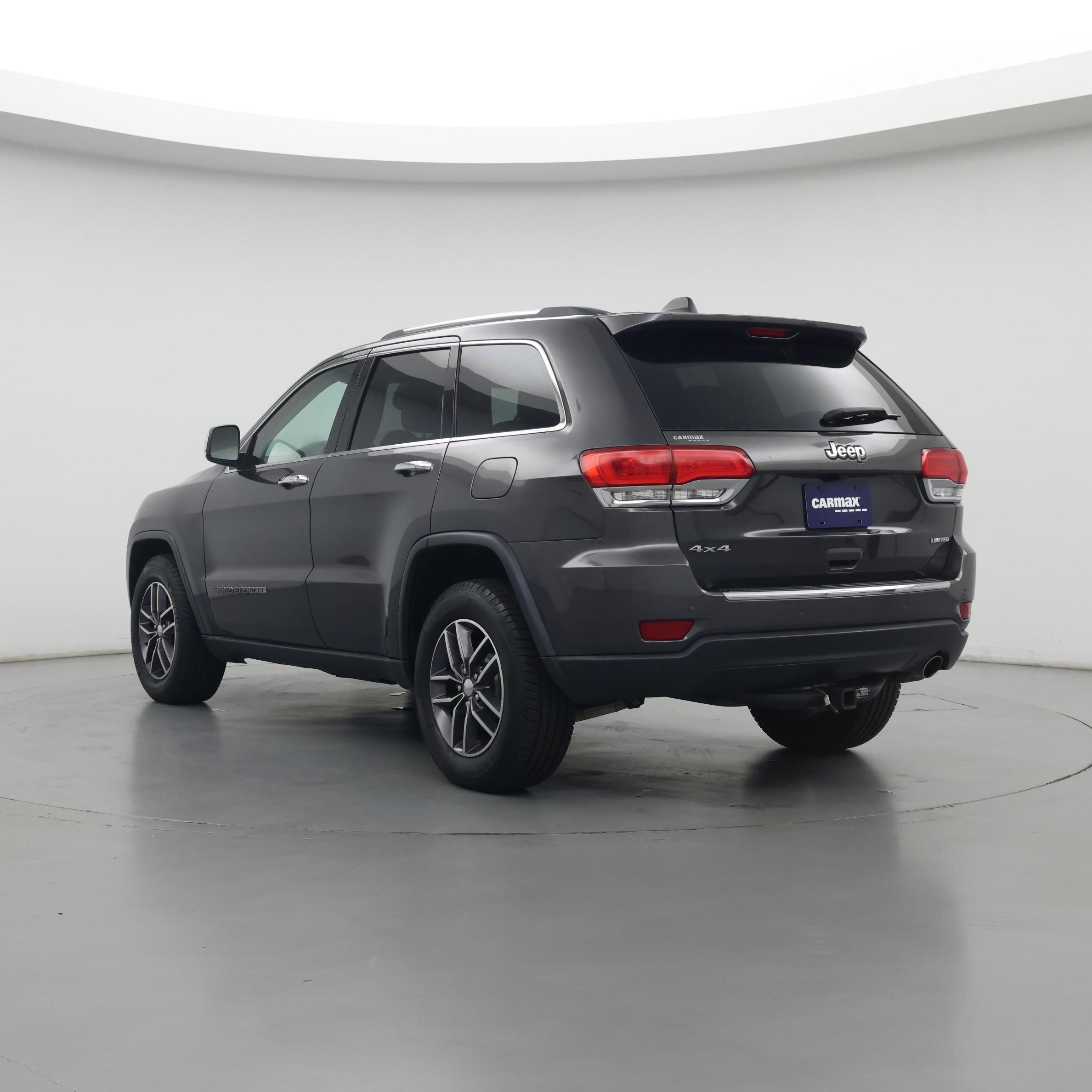 Thumbnail: 2017 Jeep Grand Cherokee - 2