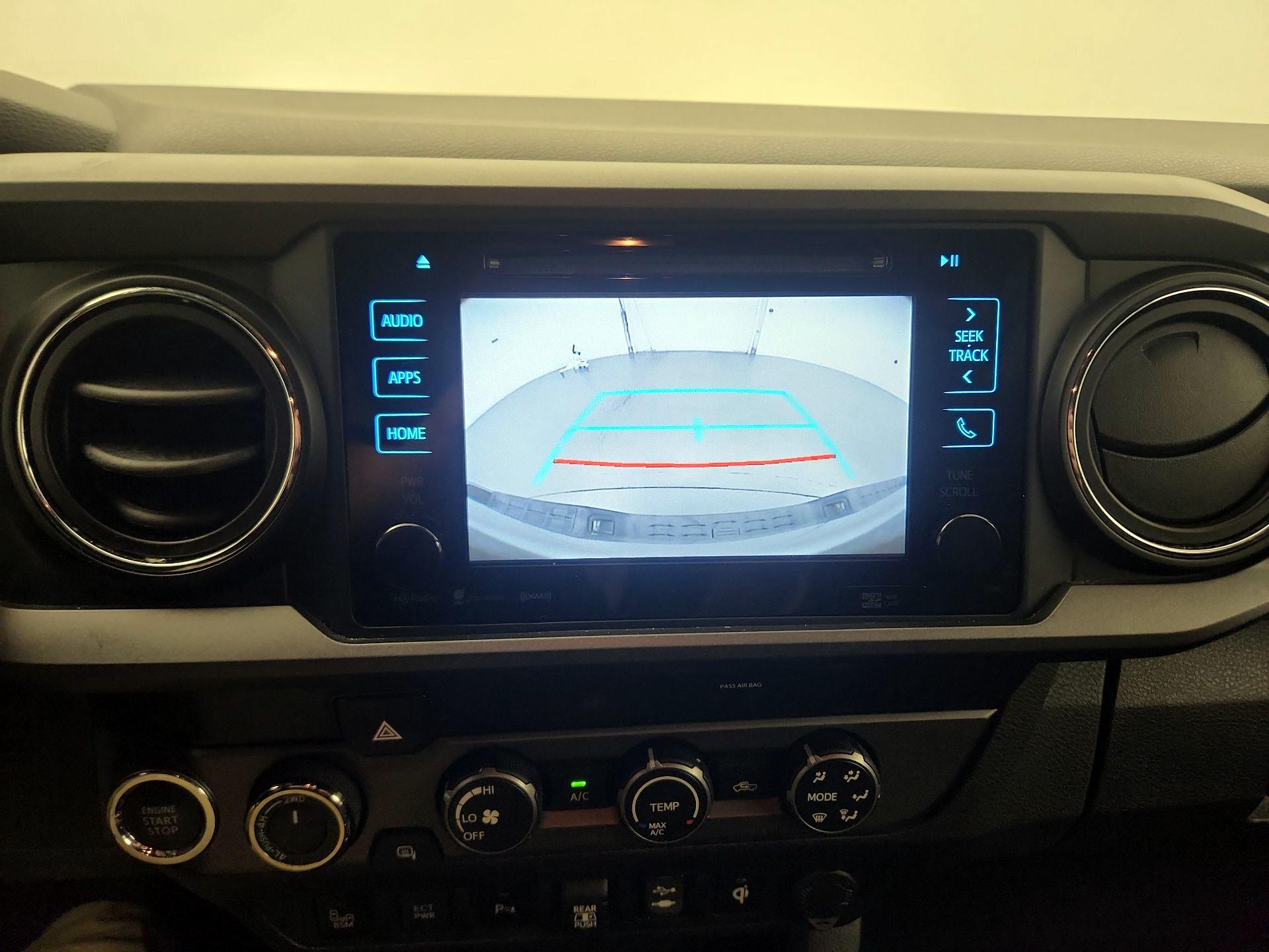 Thumbnail: 2019 Toyota Tacoma - 14