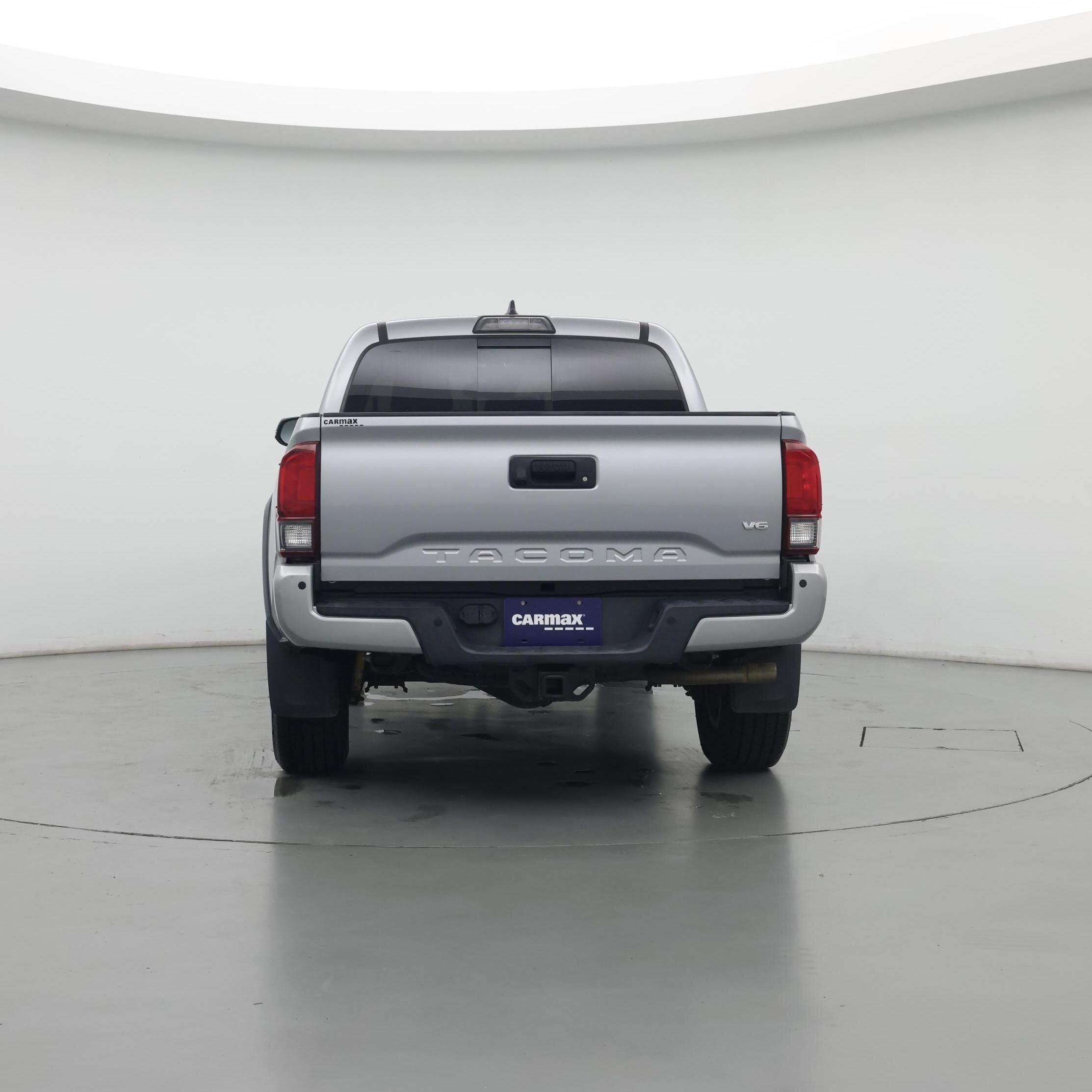 Thumbnail: 2019 Toyota Tacoma - 6