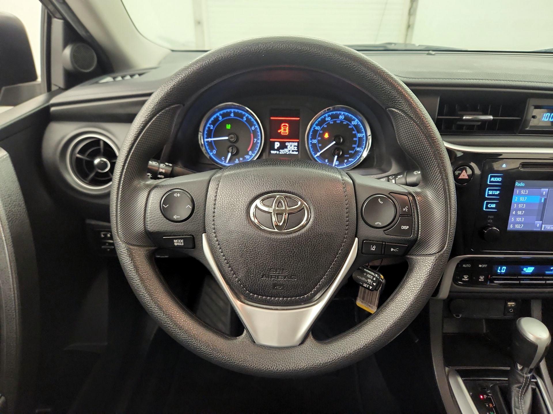 Thumbnail: 2018 Toyota Corolla - 10