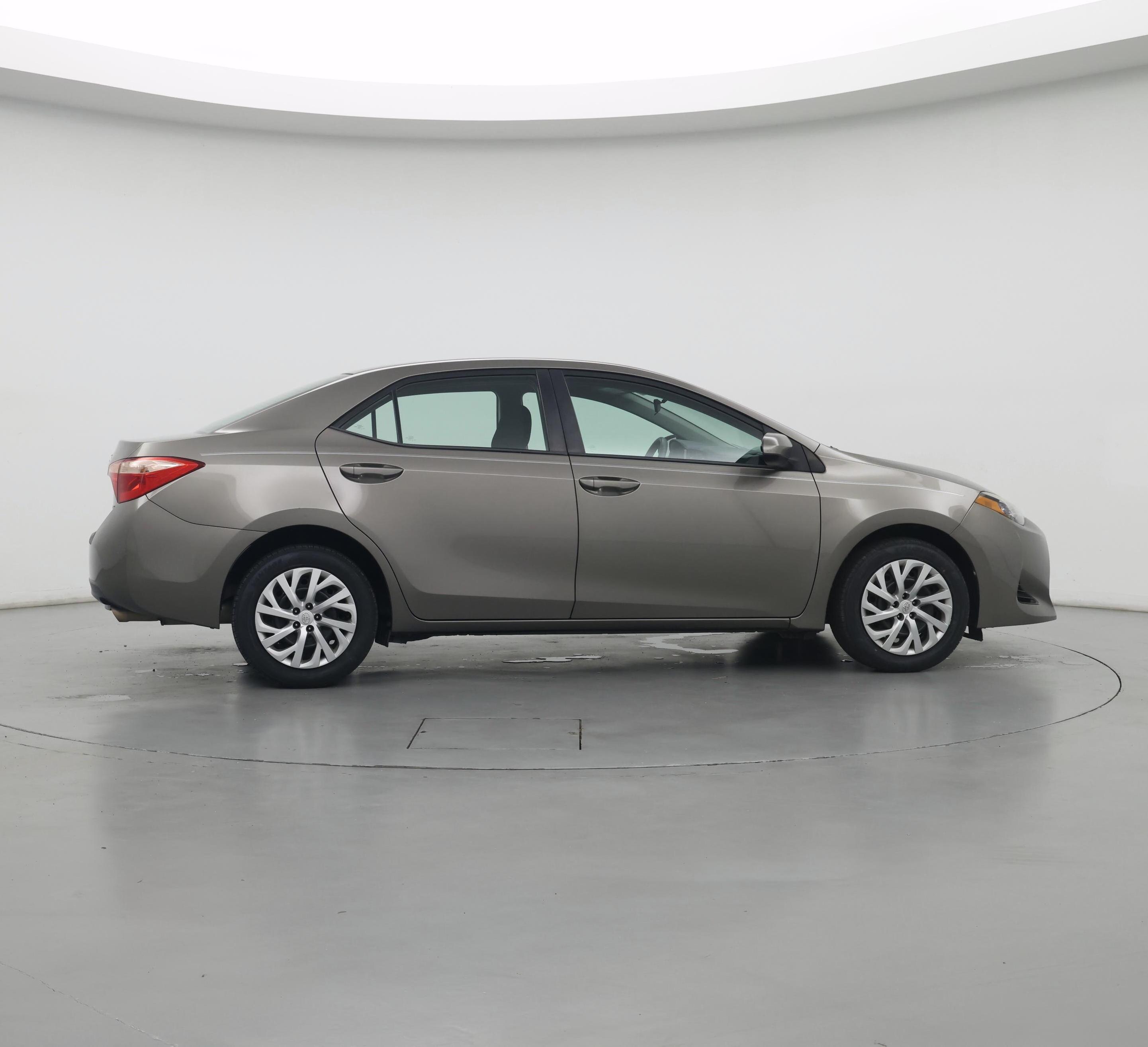 Thumbnail: 2018 Toyota Corolla - 7