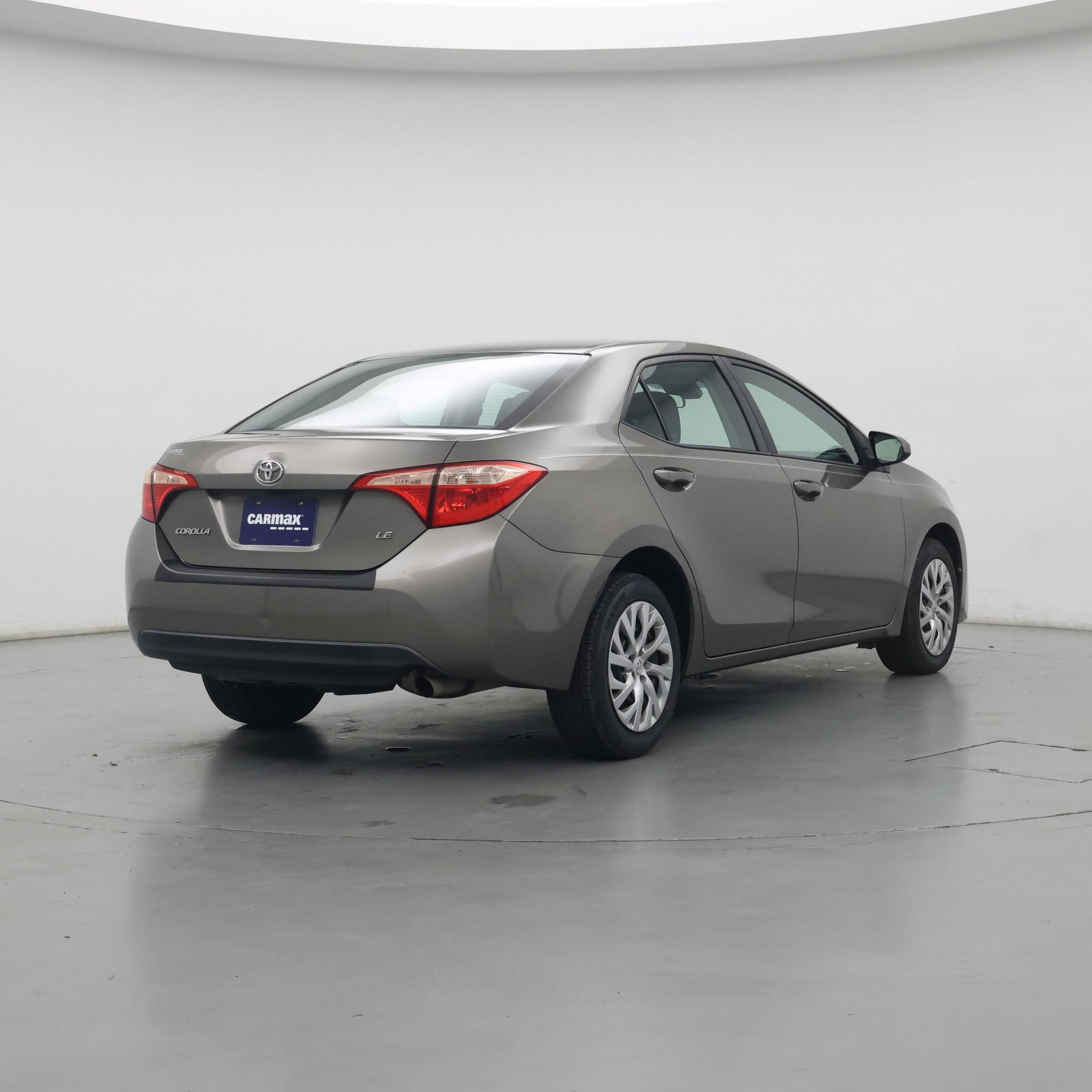 Thumbnail: 2018 Toyota Corolla - 8