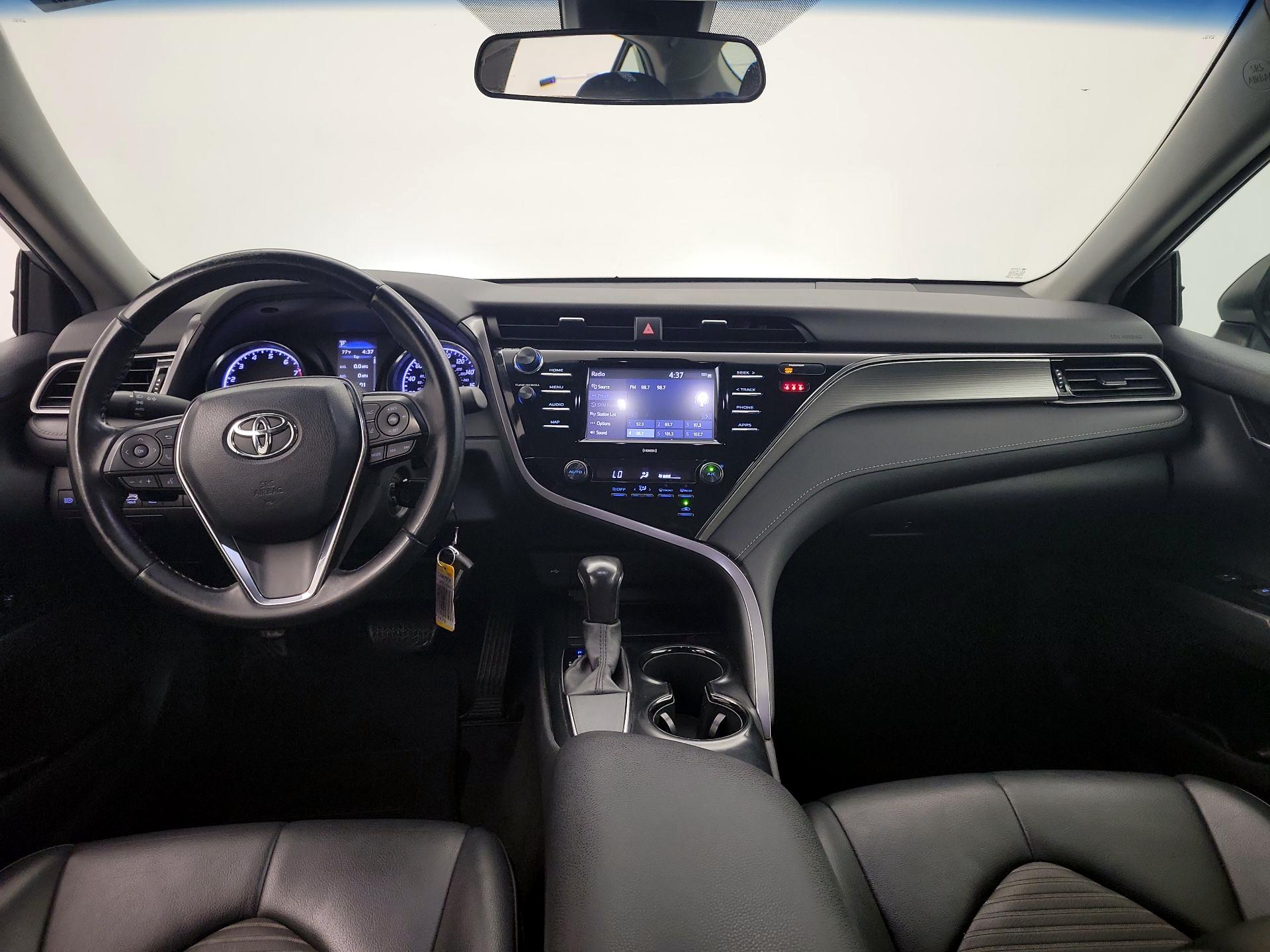 Thumbnail: 2020 Toyota Camry - 9