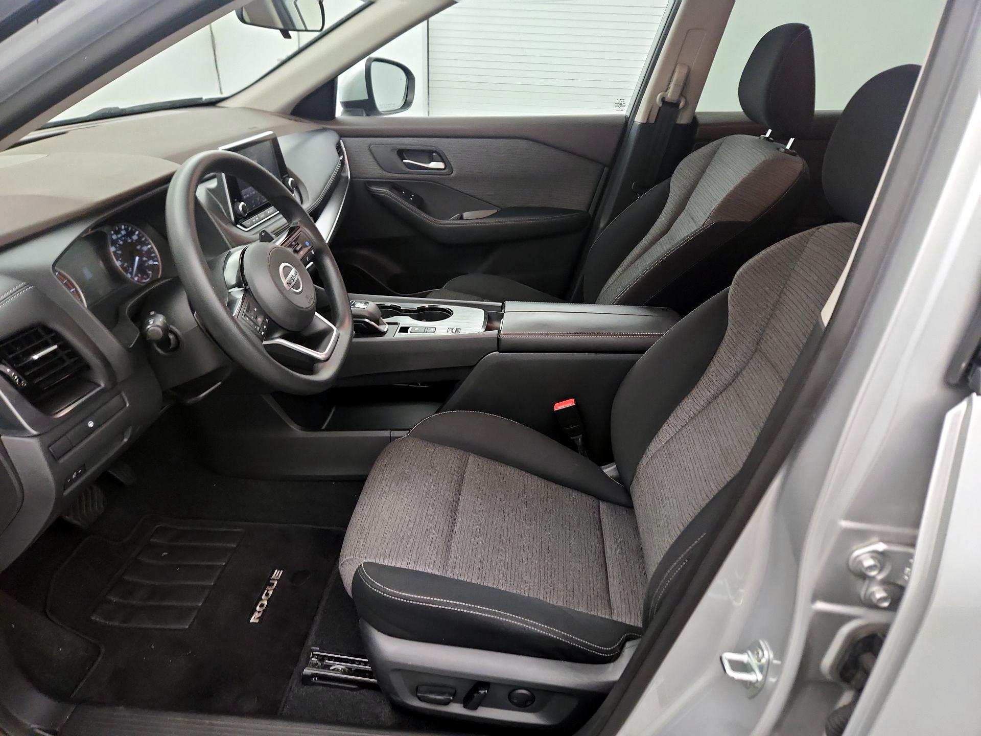 Thumbnail: 2021 Nissan Rogue - 11