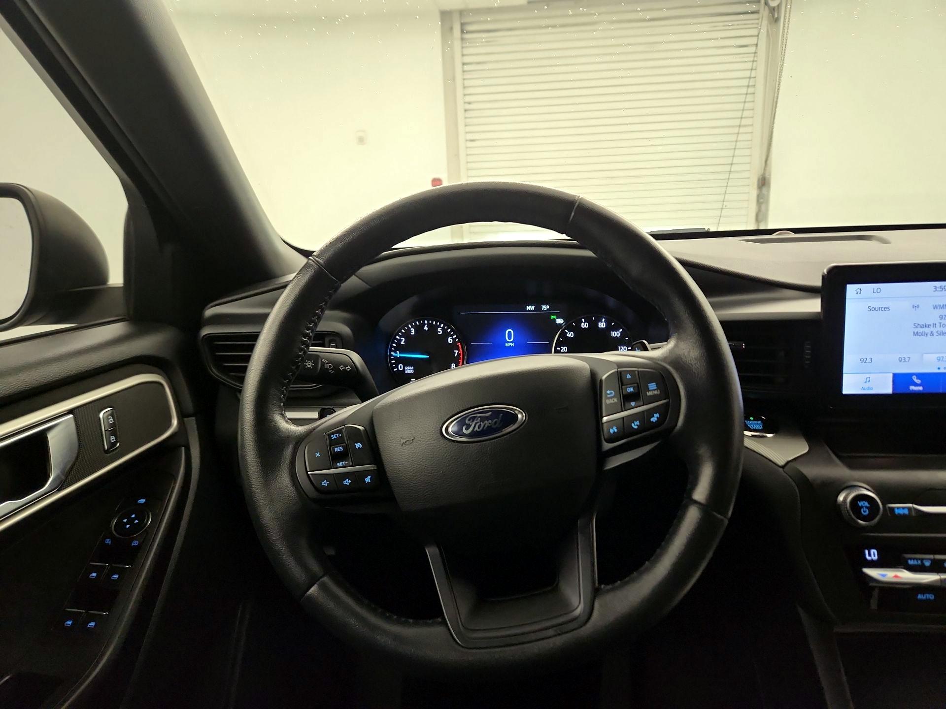 Thumbnail: 2020 Ford Explorer - 10