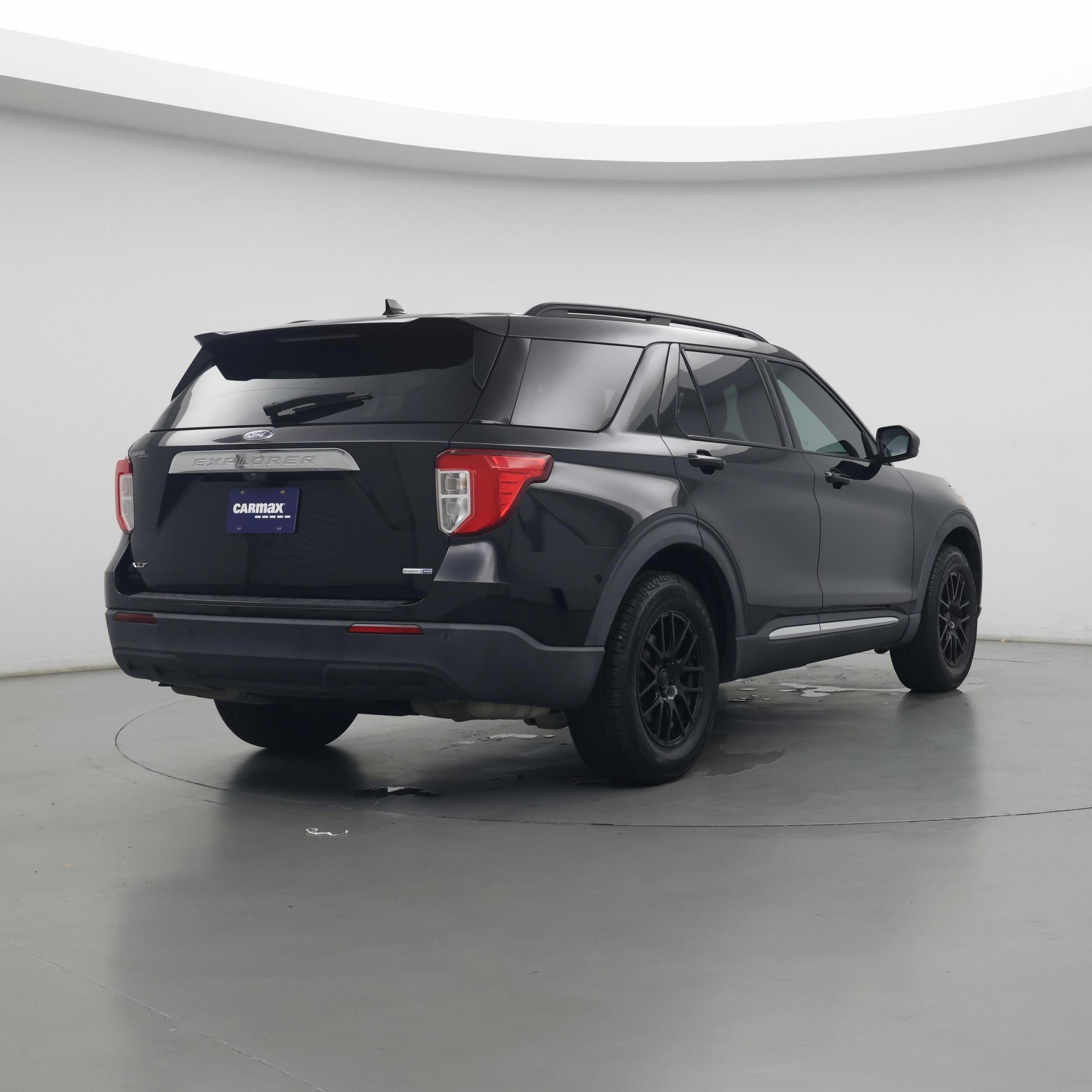 Thumbnail: 2020 Ford Explorer - 8