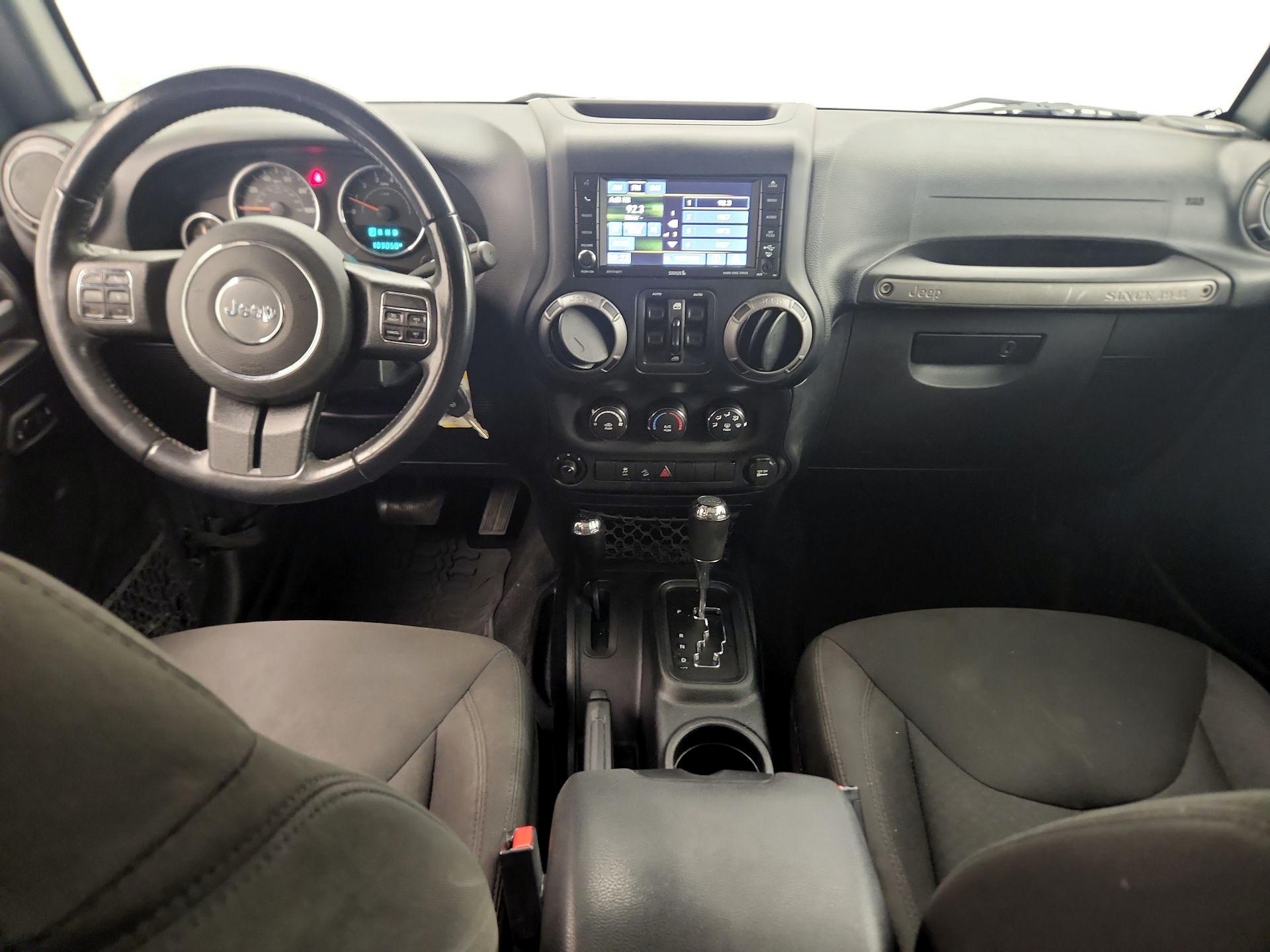 Thumbnail: 2017 Jeep Wrangler - 9