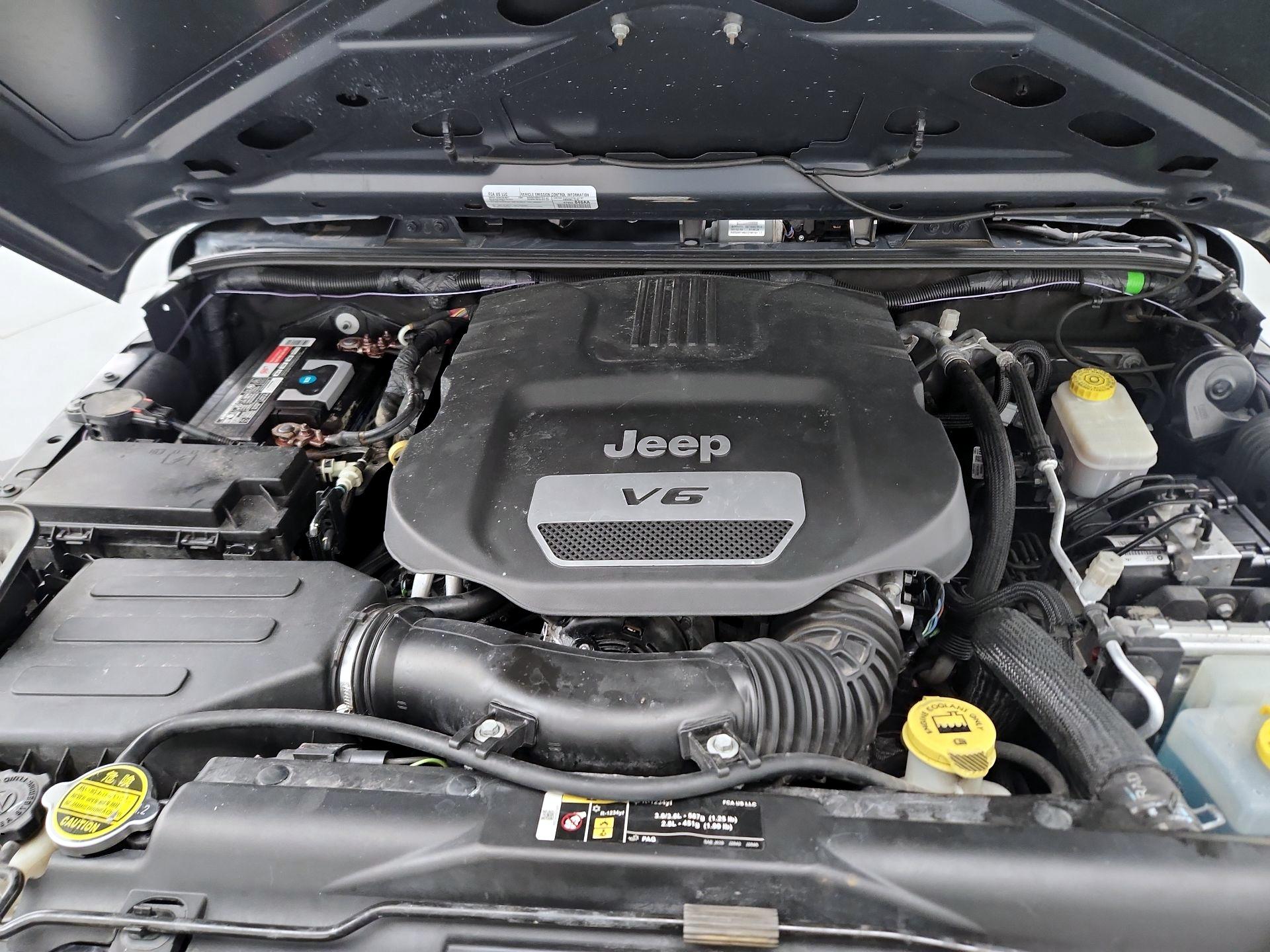 Thumbnail: 2017 Jeep Wrangler - 19