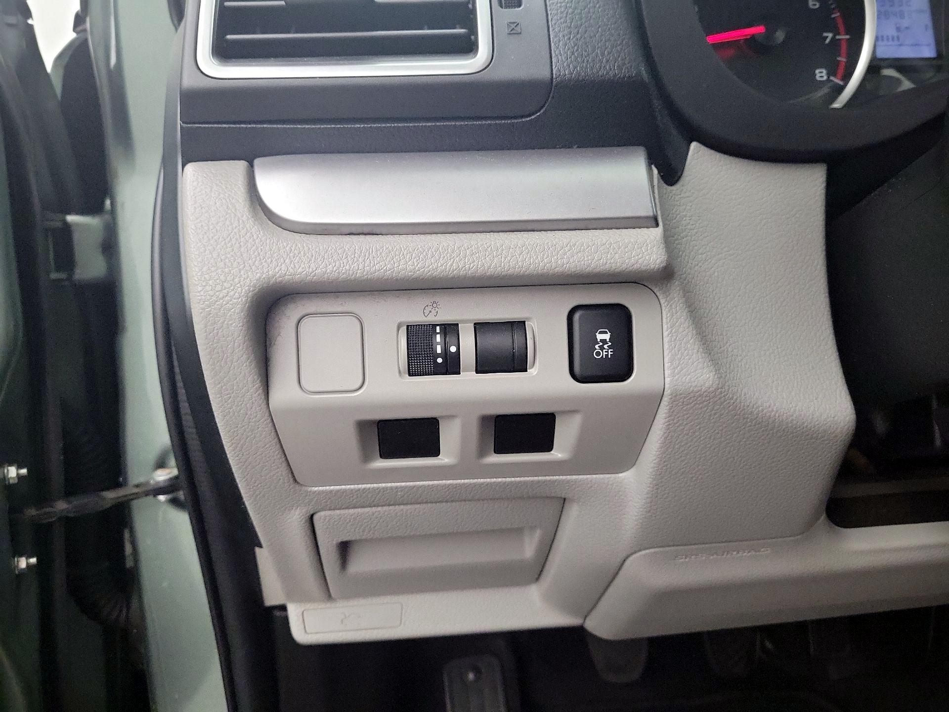 Thumbnail: 2016 Subaru Forester - 13