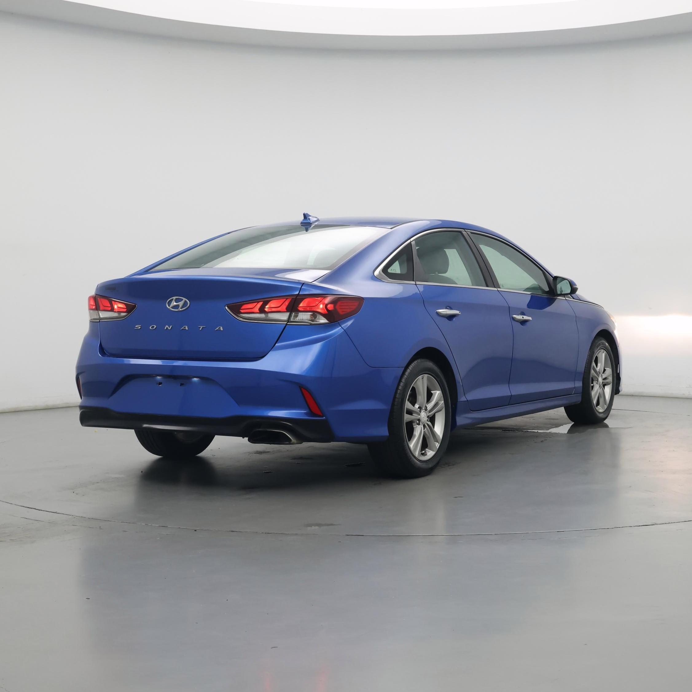 Thumbnail: 2018 Hyundai Sonata - 2