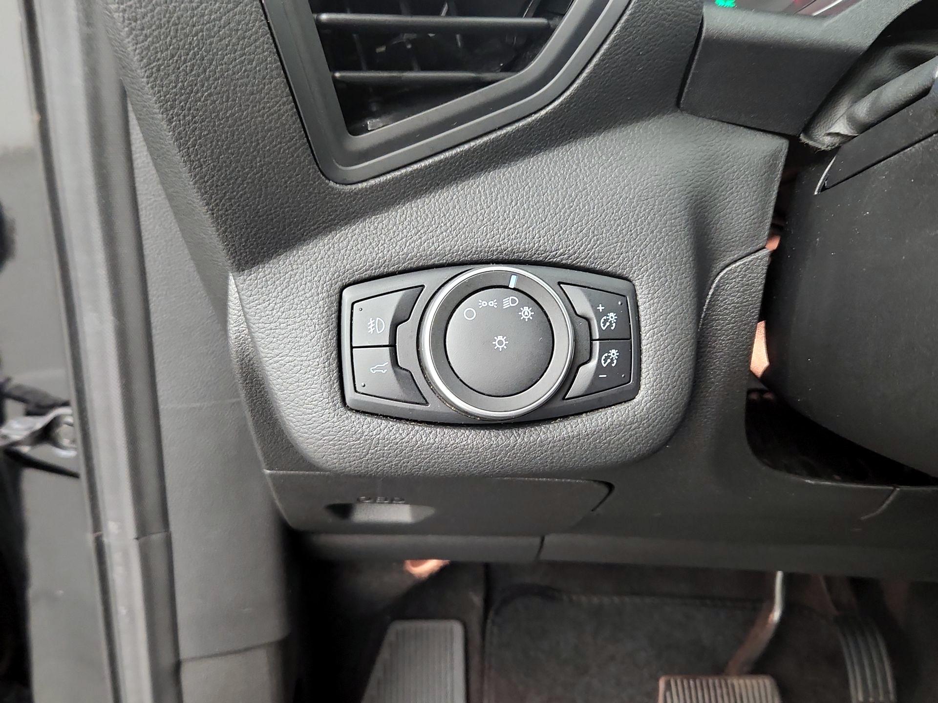 Thumbnail: 2017 Ford Escape - 13