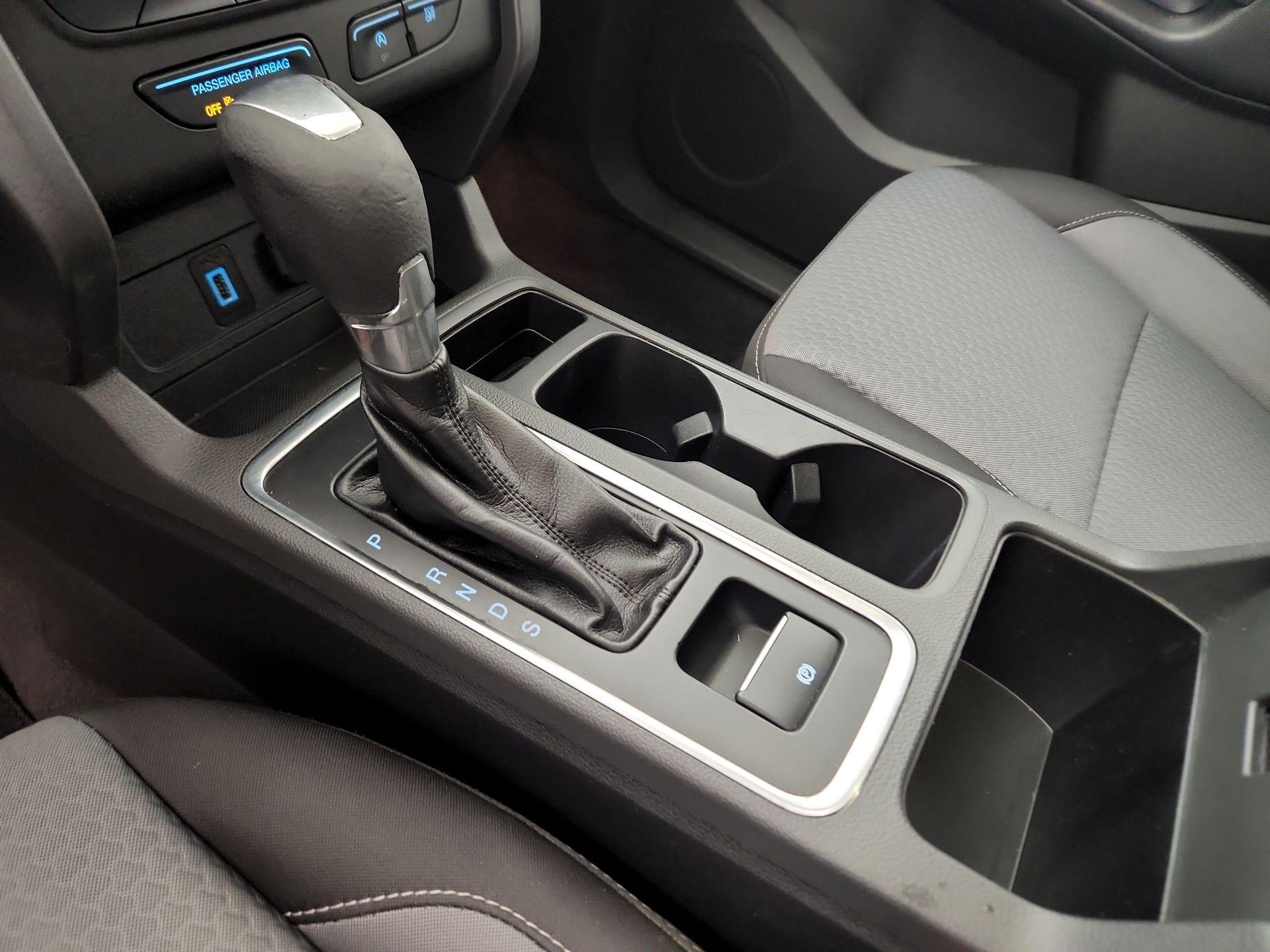 Thumbnail: 2017 Ford Escape - 17