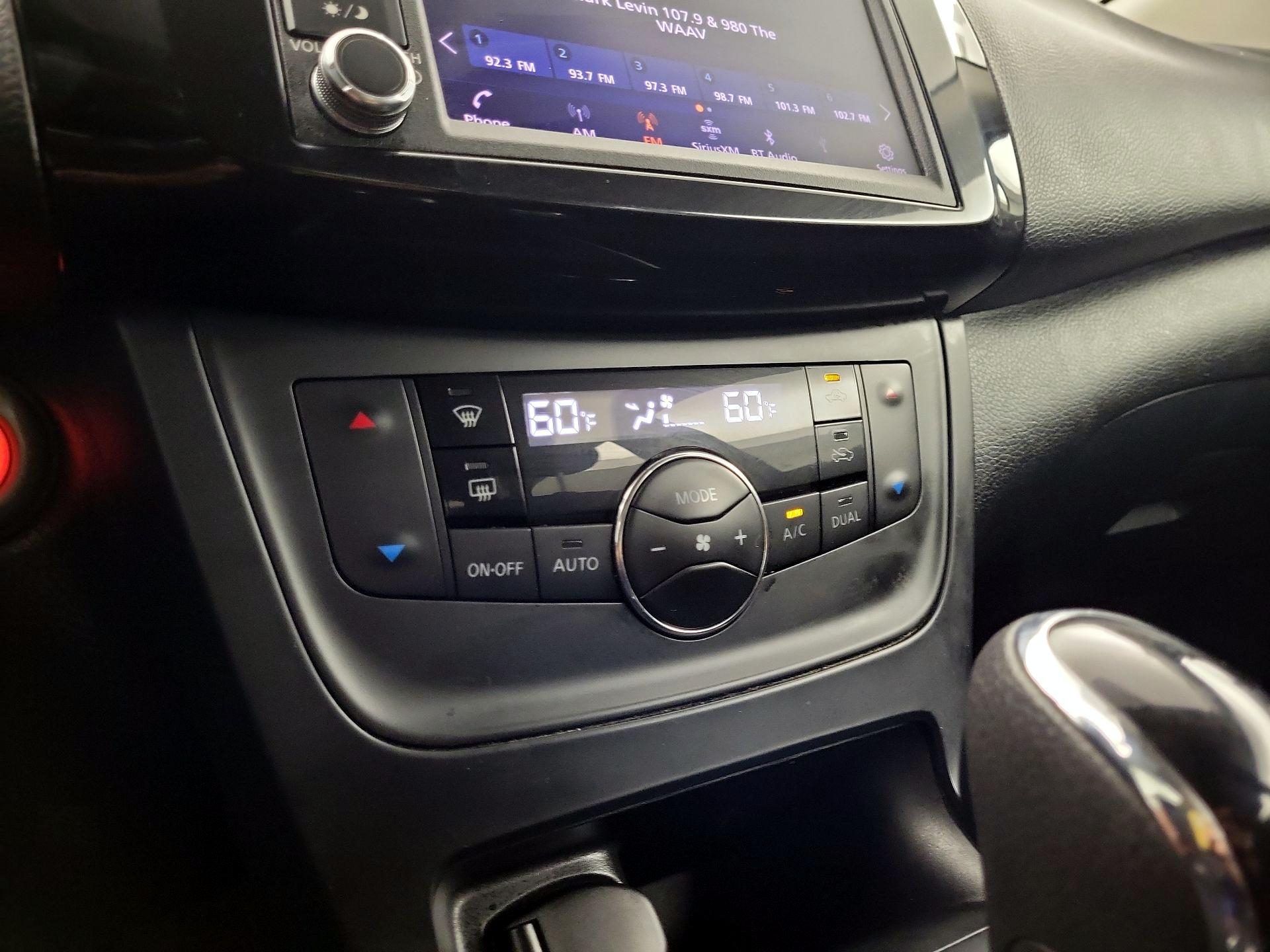 Thumbnail: 2019 Nissan Sentra - 16