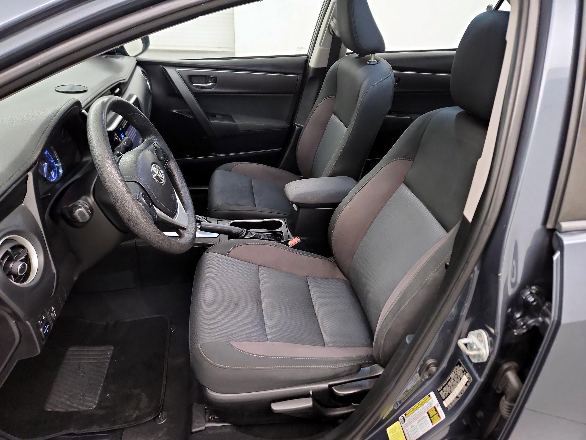 Thumbnail: 2017 Toyota Corolla - 9