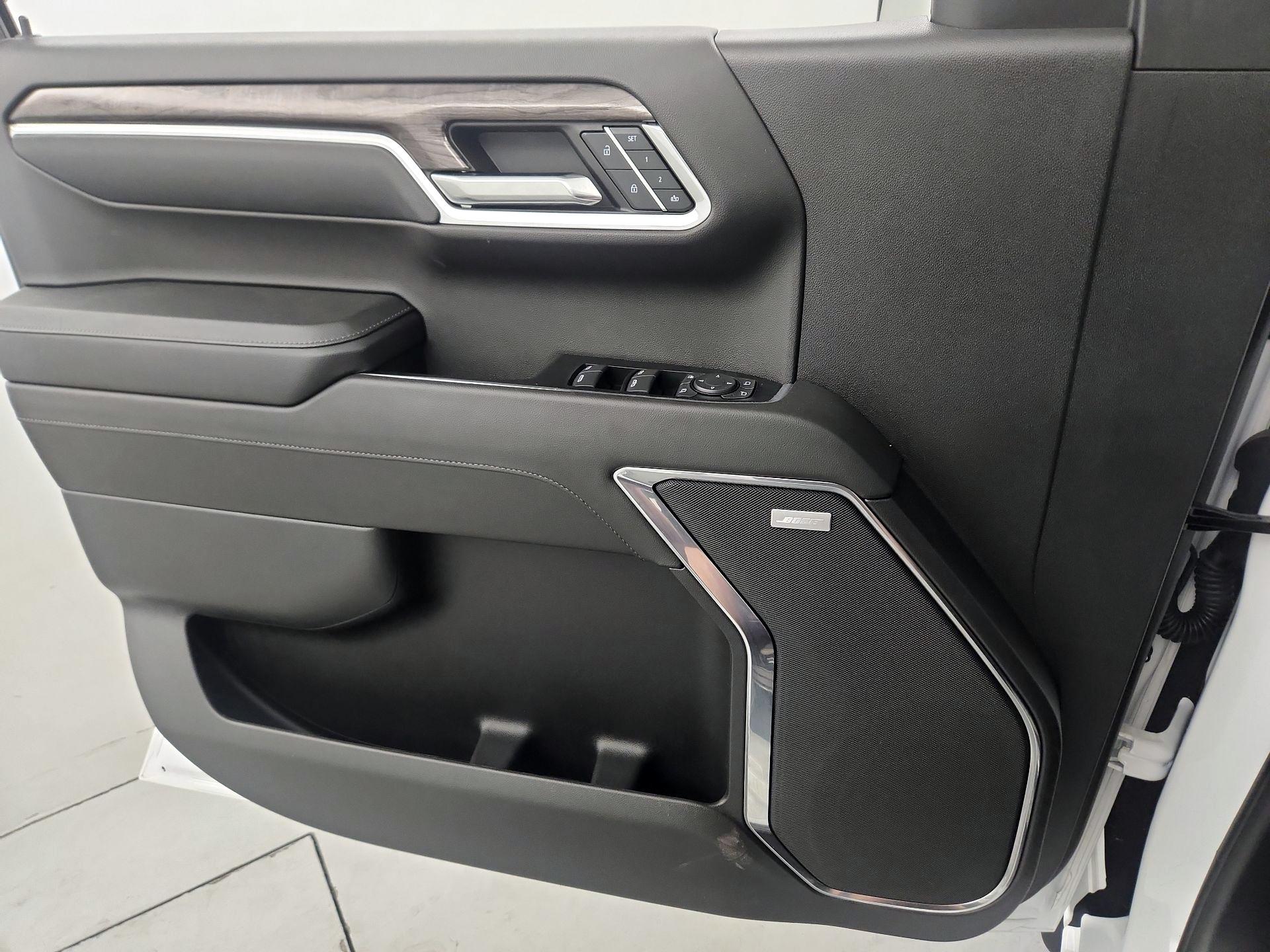 Thumbnail: 2024 Chevrolet Silverado 1500 - 12