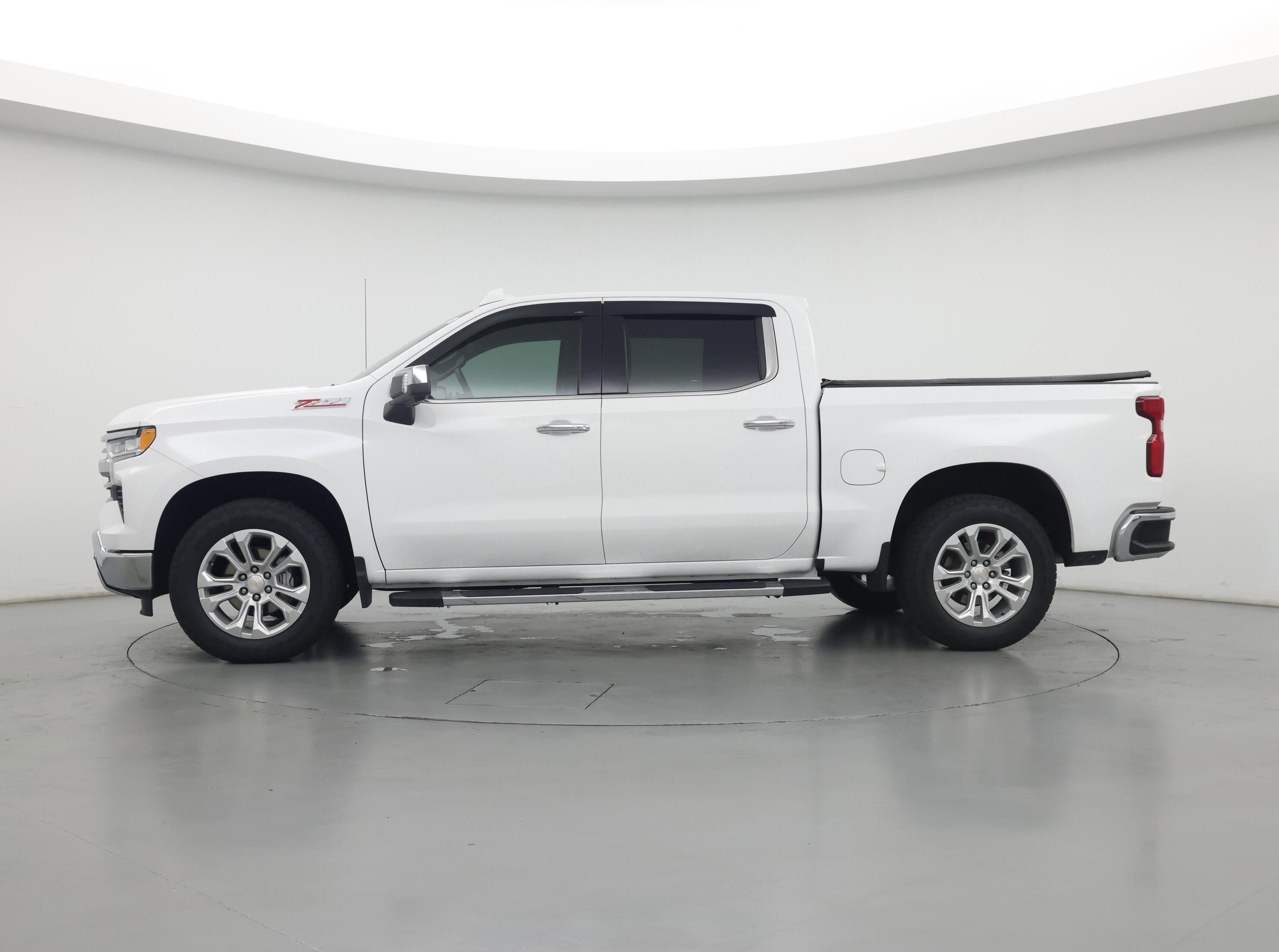 Thumbnail: 2024 Chevrolet Silverado 1500 - 3