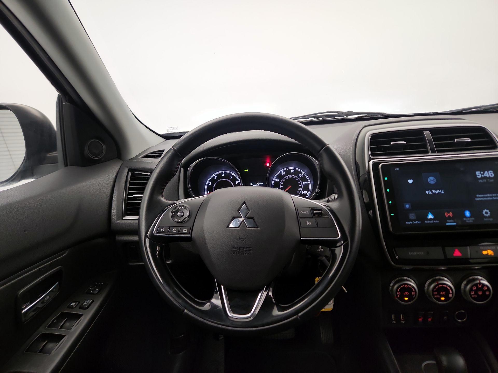 Thumbnail: 2021 Mitsubishi Outlander Sport - 10