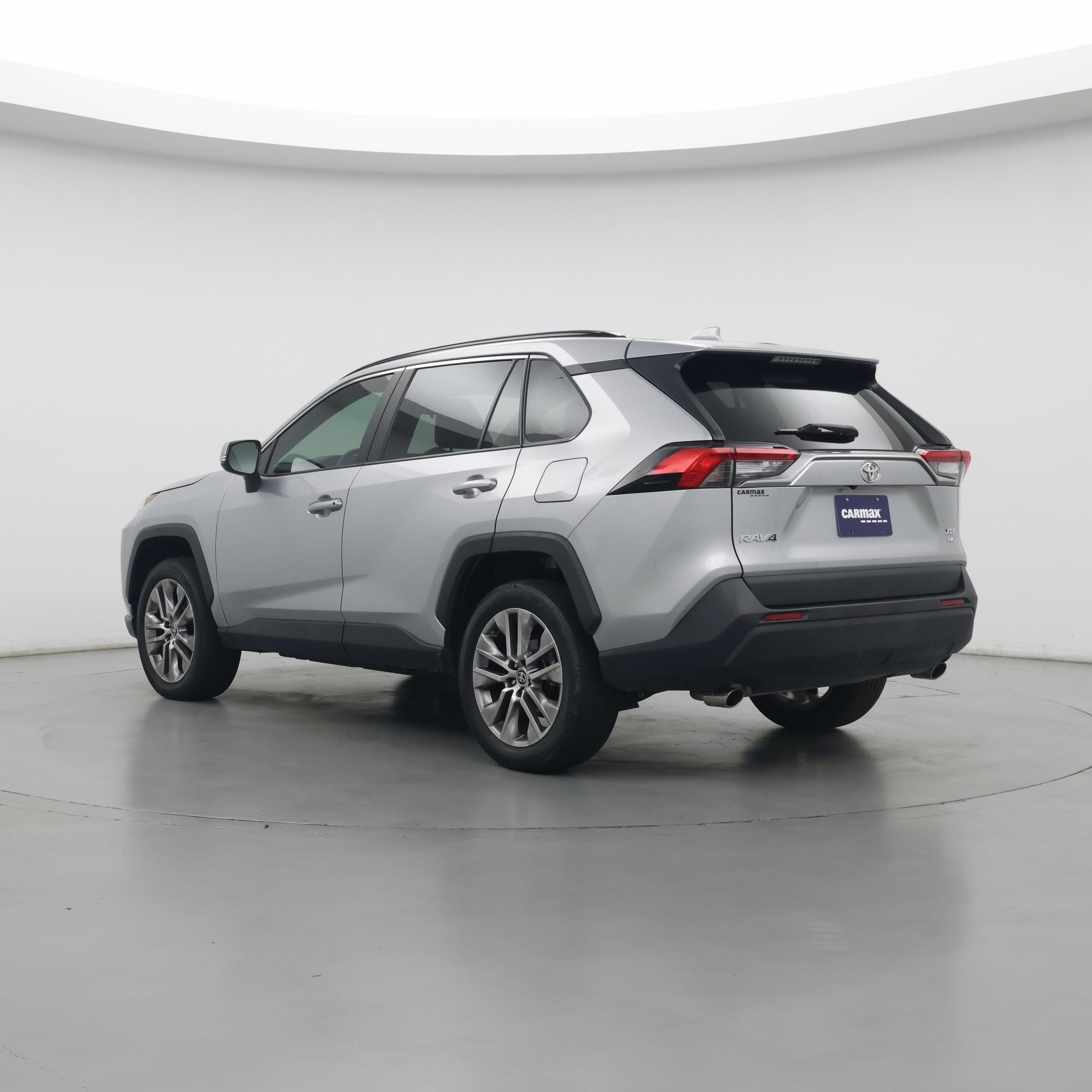 Thumbnail: 2022 Toyota RAV4 - 3