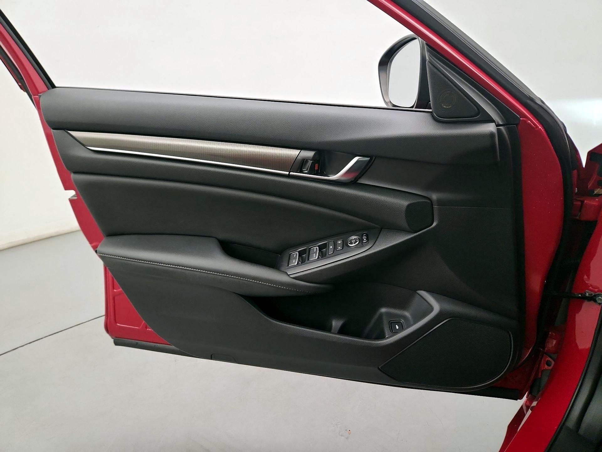 Thumbnail: 2021 Honda Accord - 12