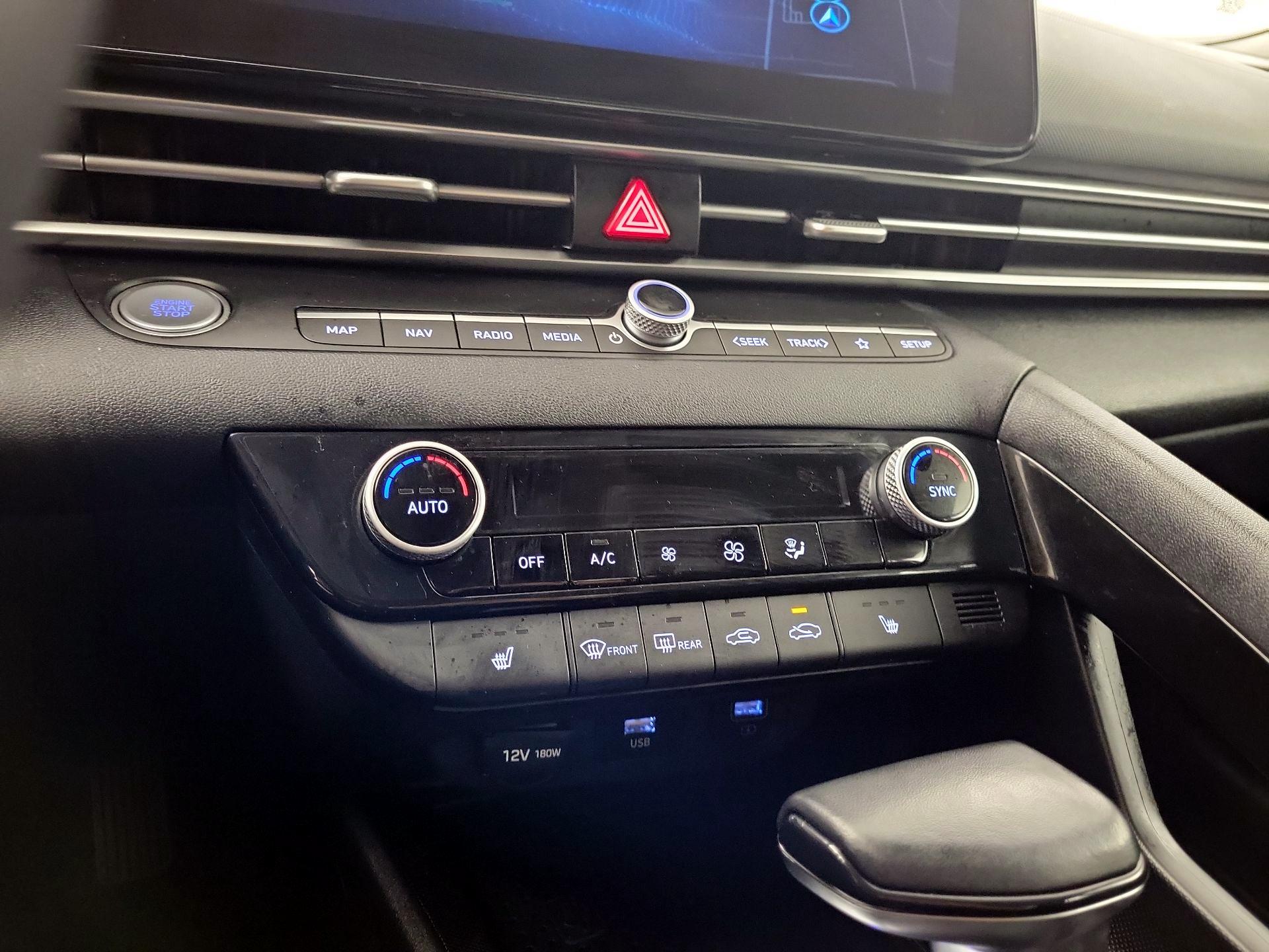 Thumbnail: 2023 Hyundai Elantra - 17