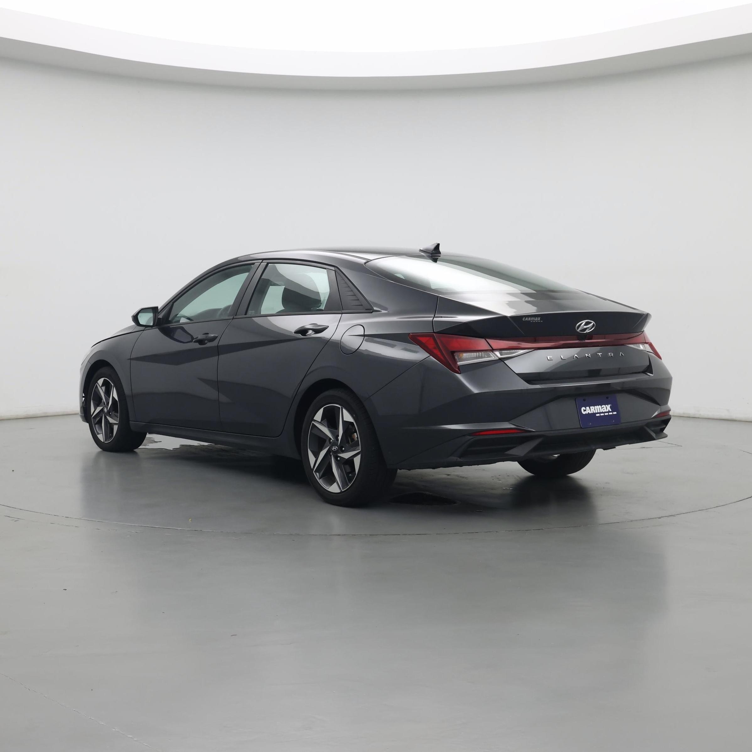 Thumbnail: 2023 Hyundai Elantra - 2