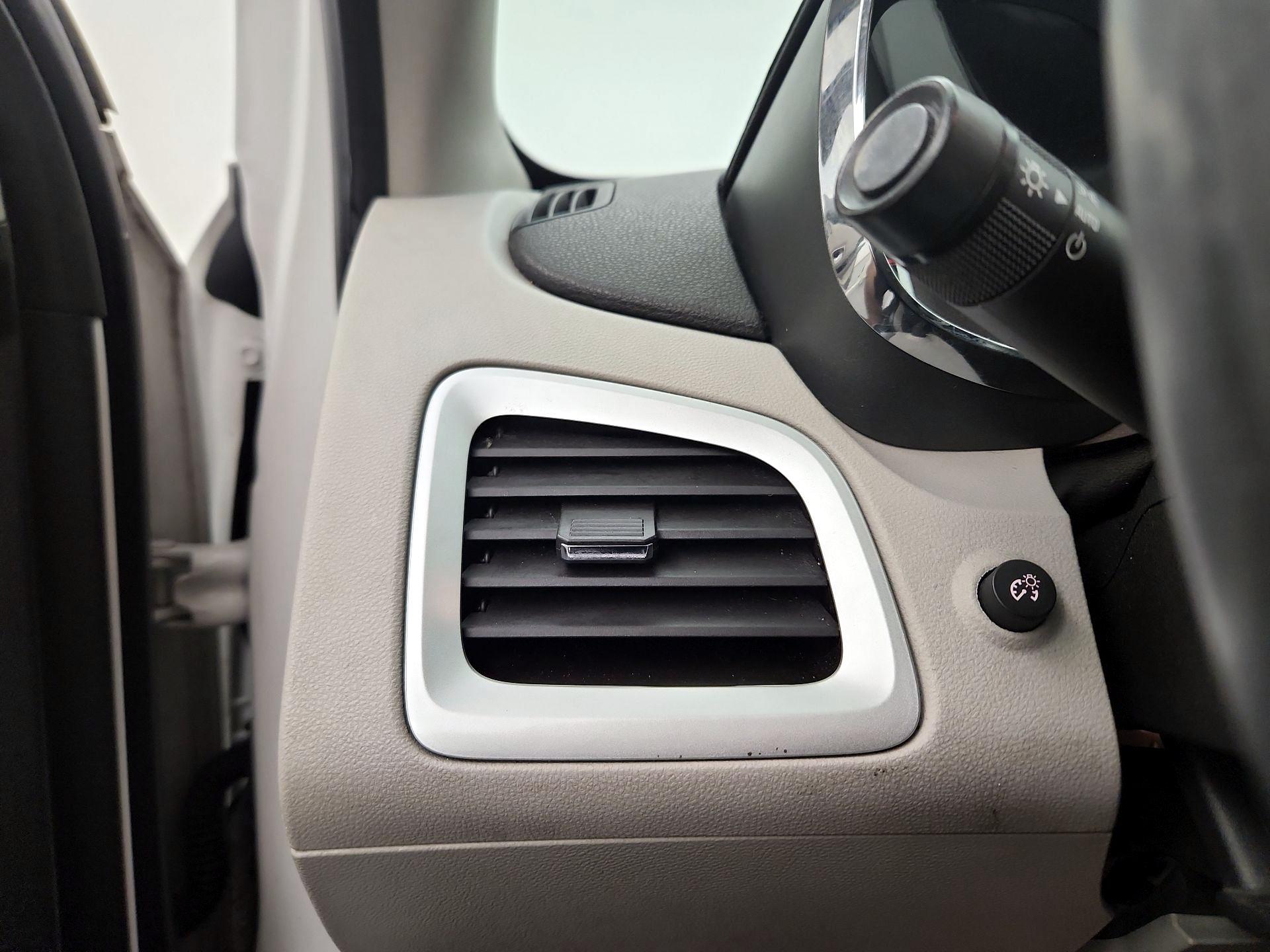 Thumbnail: 2016 GMC Terrain - 13