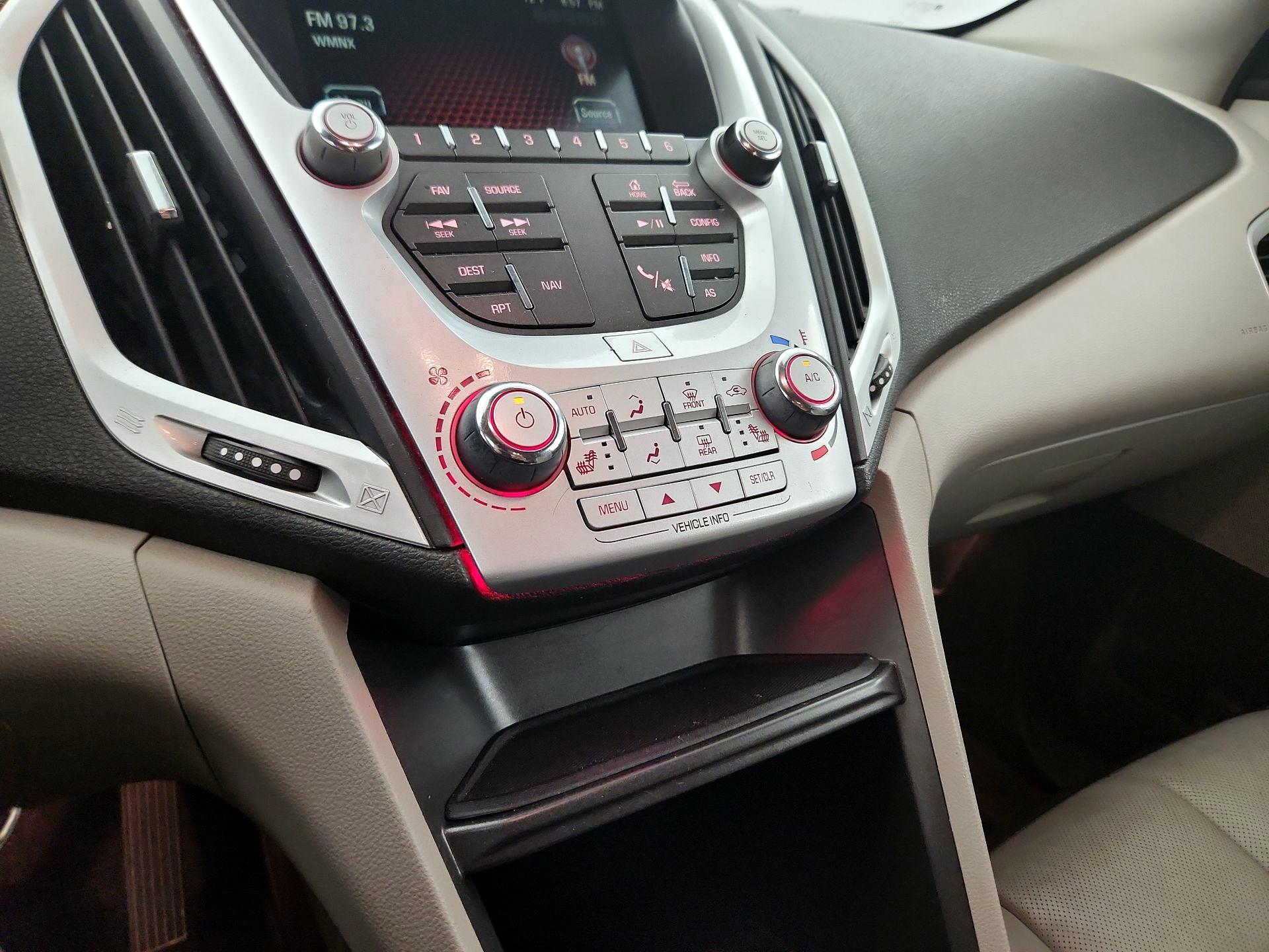 Thumbnail: 2016 GMC Terrain - 17